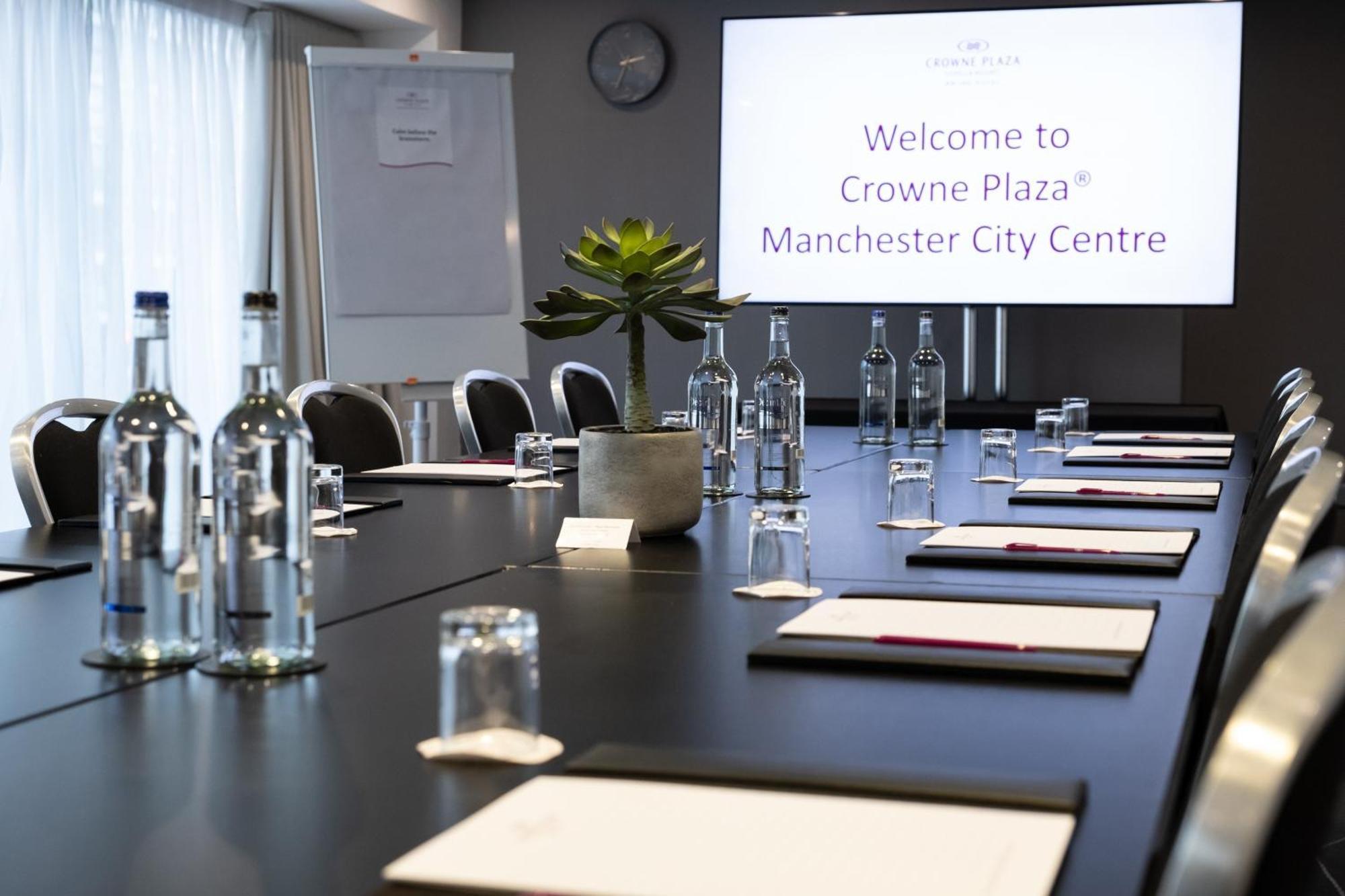 Hotel Crowne Plaza City Centre By Ihg 4*