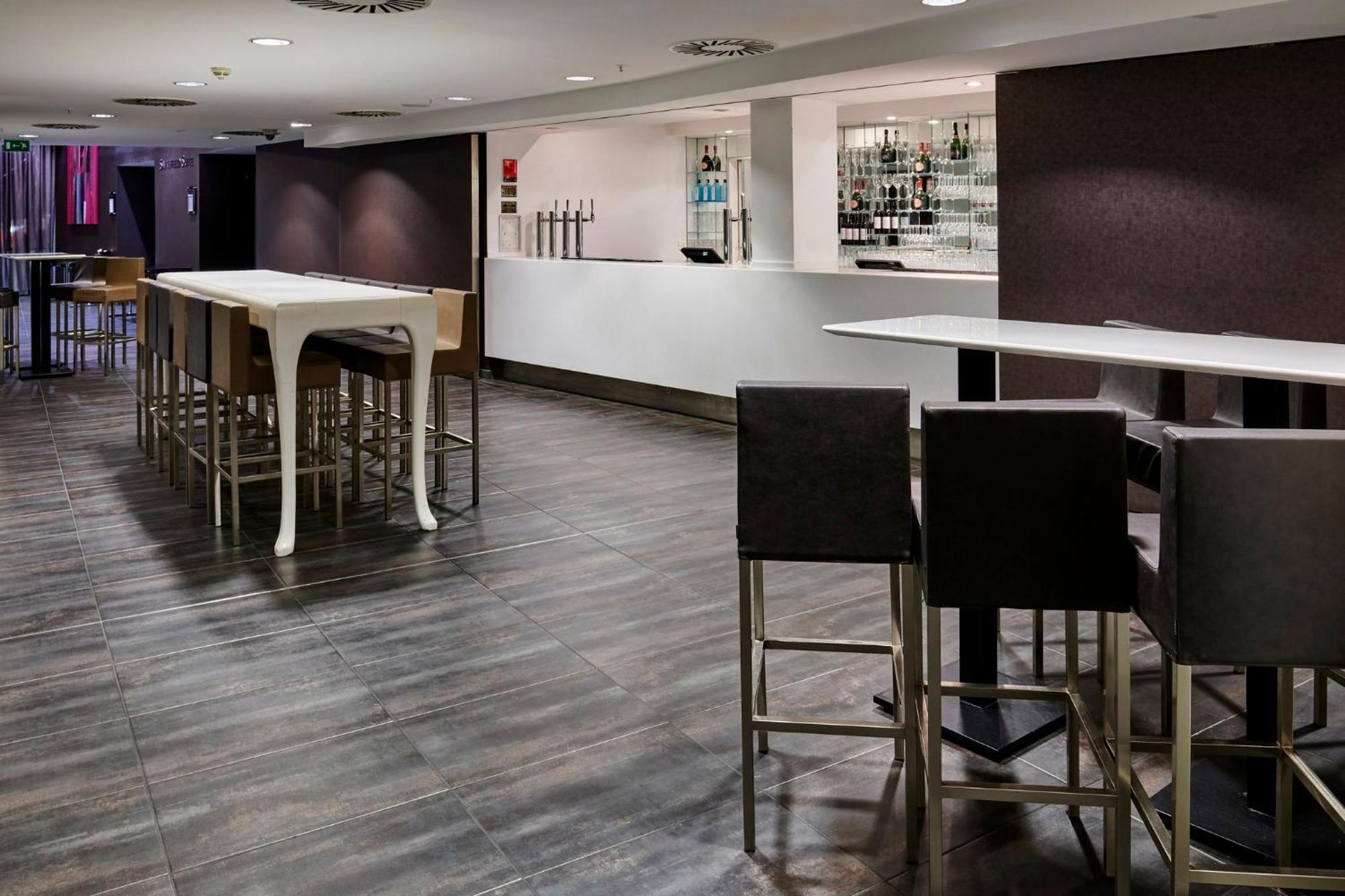 Hotel Crowne Plaza City Centre By Ihg 4*