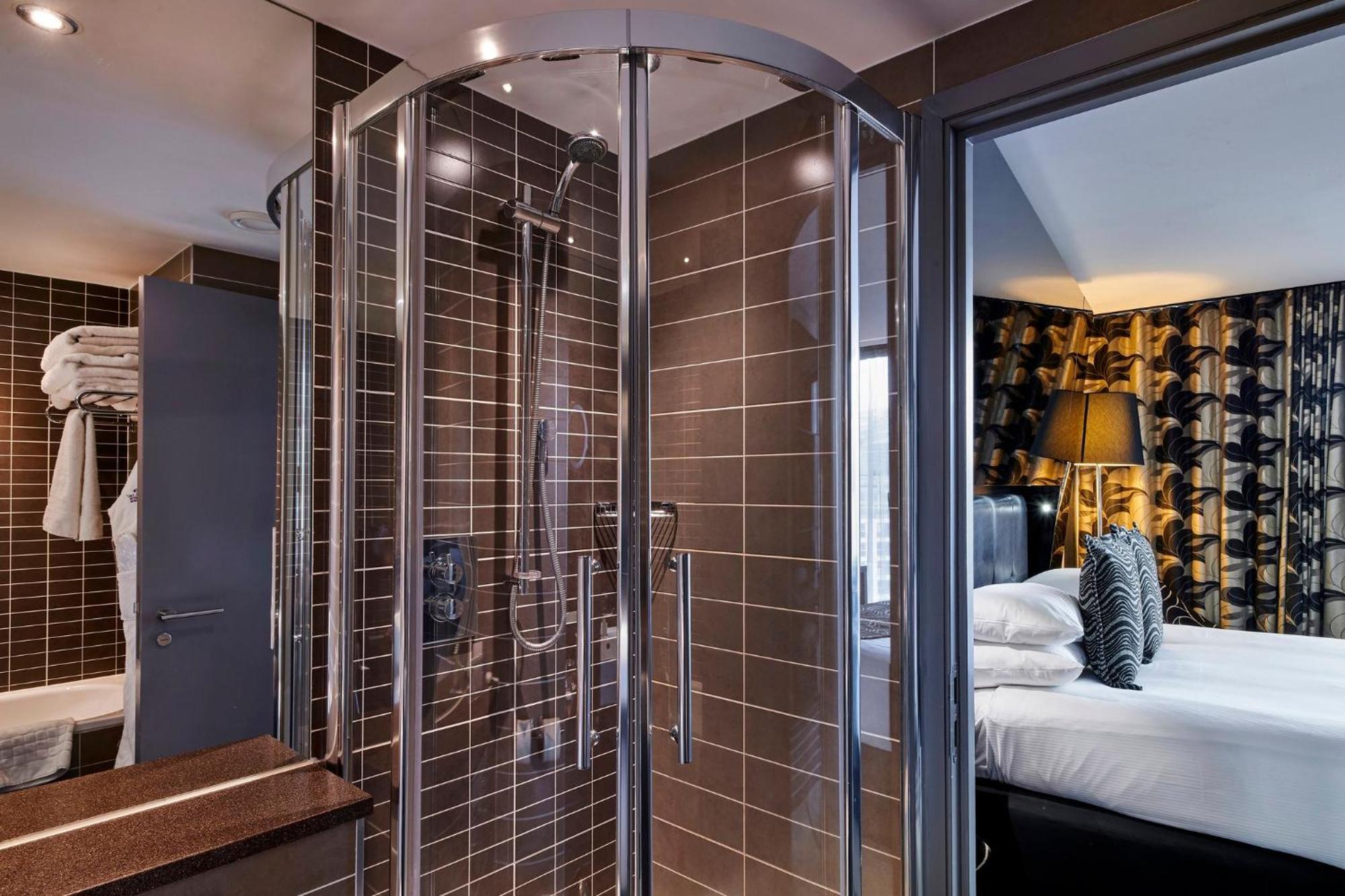 Crowne Plaza City Centre By Ihg Hotel 4*