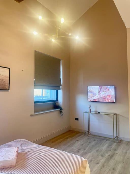 Pretty Pink Posh Penthouse Apartment
