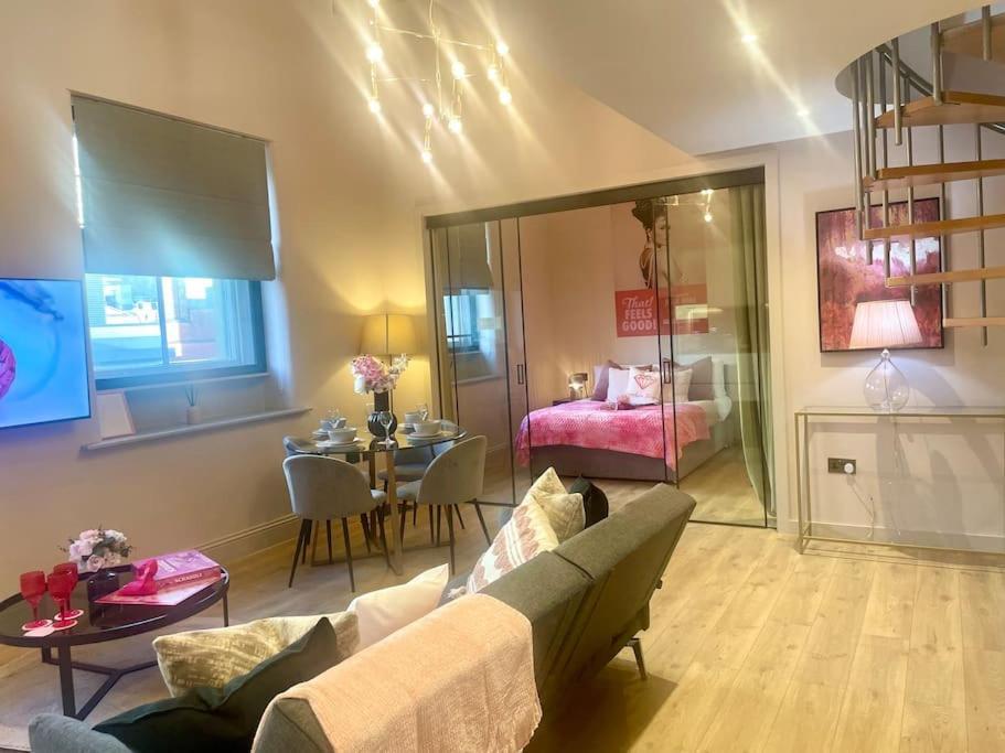 Pretty Pink Posh Penthouse Apartment