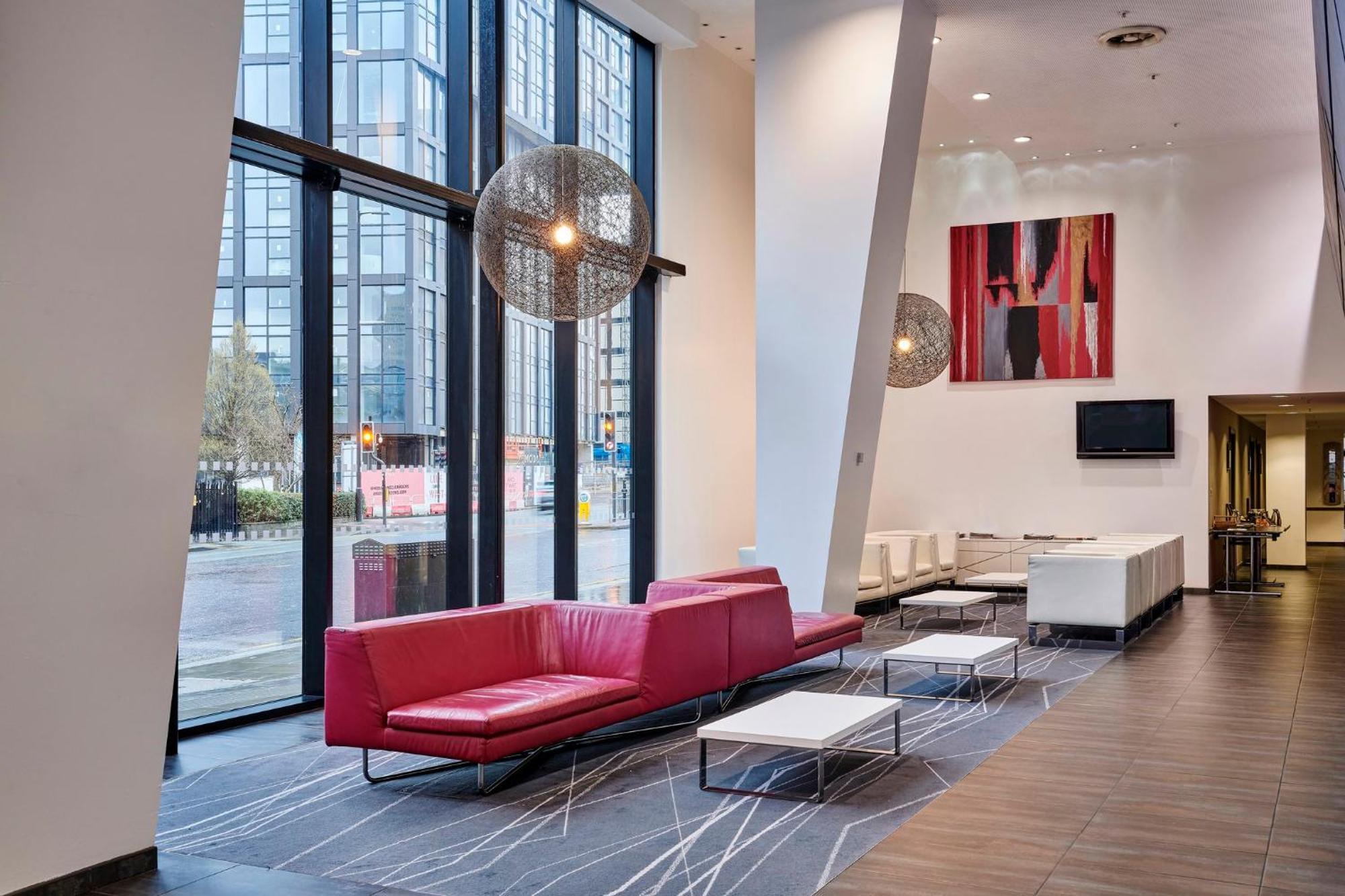 Hotel Crowne Plaza City Centre By Ihg 4*