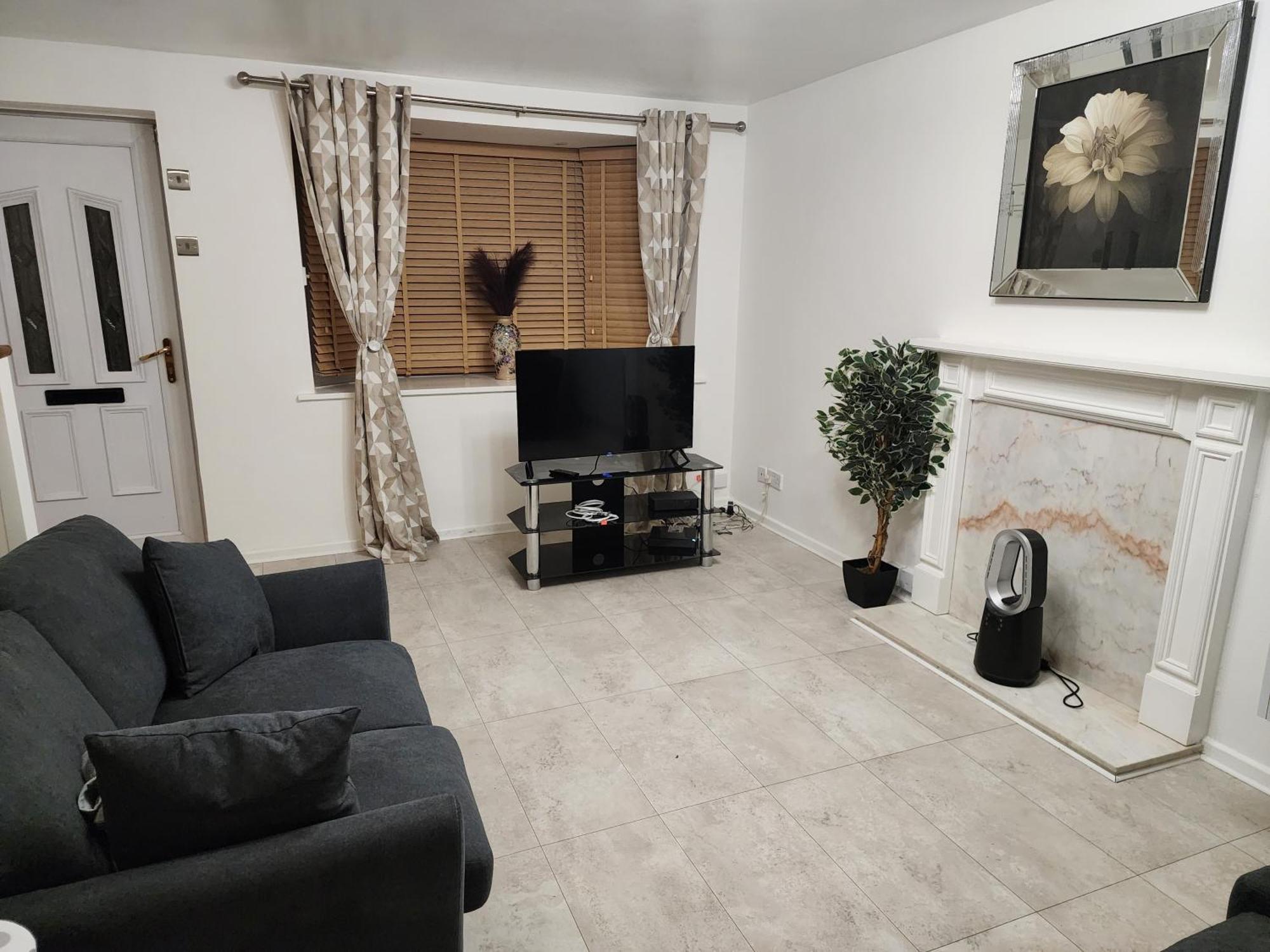 Temade Homes - 2 Bed Graceful Holiday home Manchester