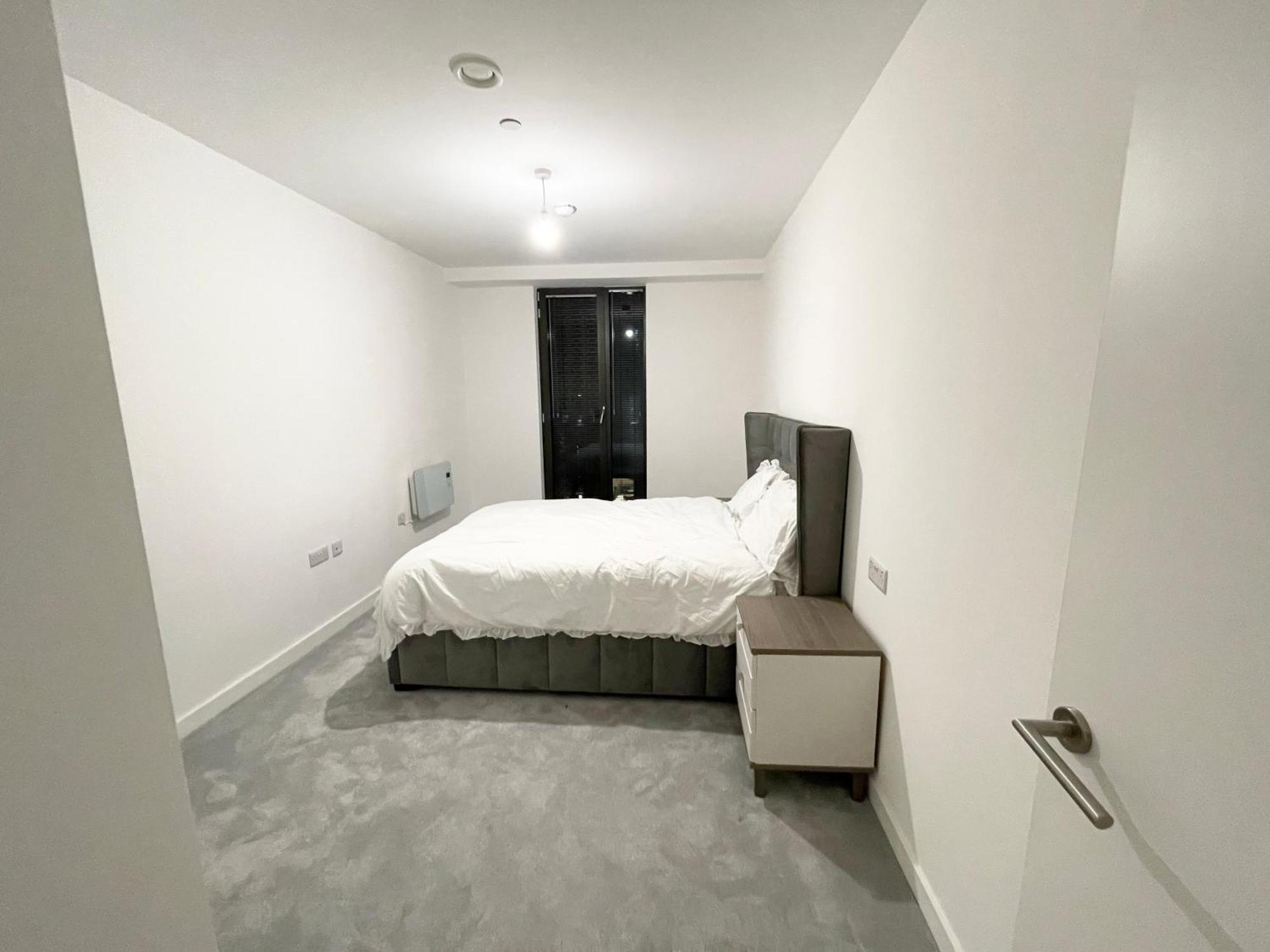 2 Bedroom Nq * Manchester