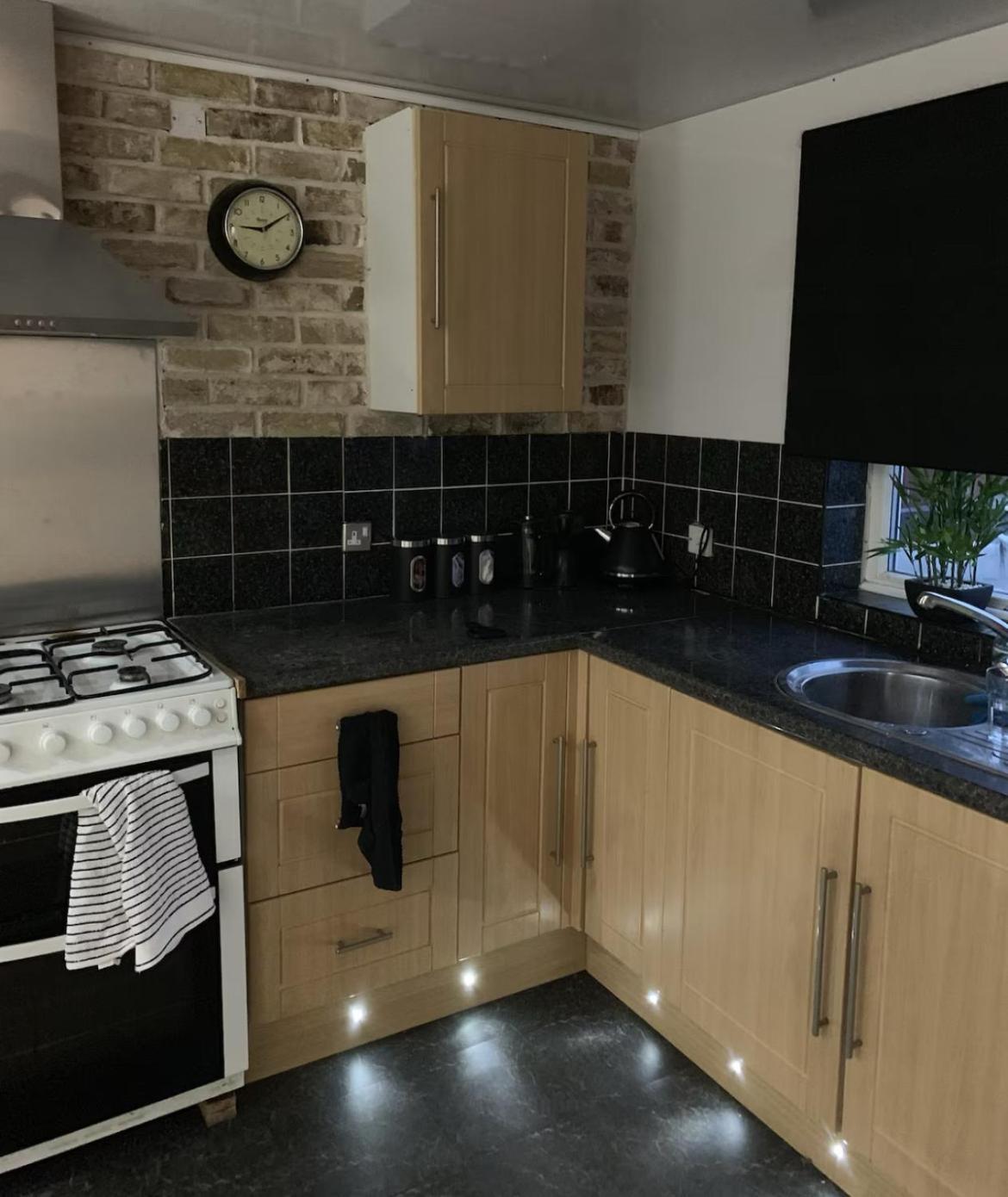 Holiday home 5 Bedrm Hse! Ev! & Nr Citycentre! *