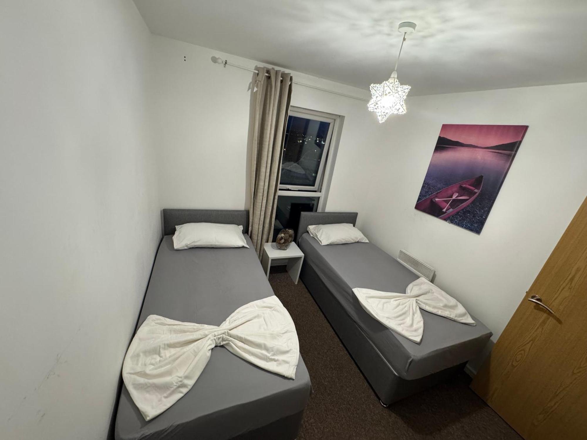 Apartment Walking Distance From Etihad And Coop Arena Parking Free