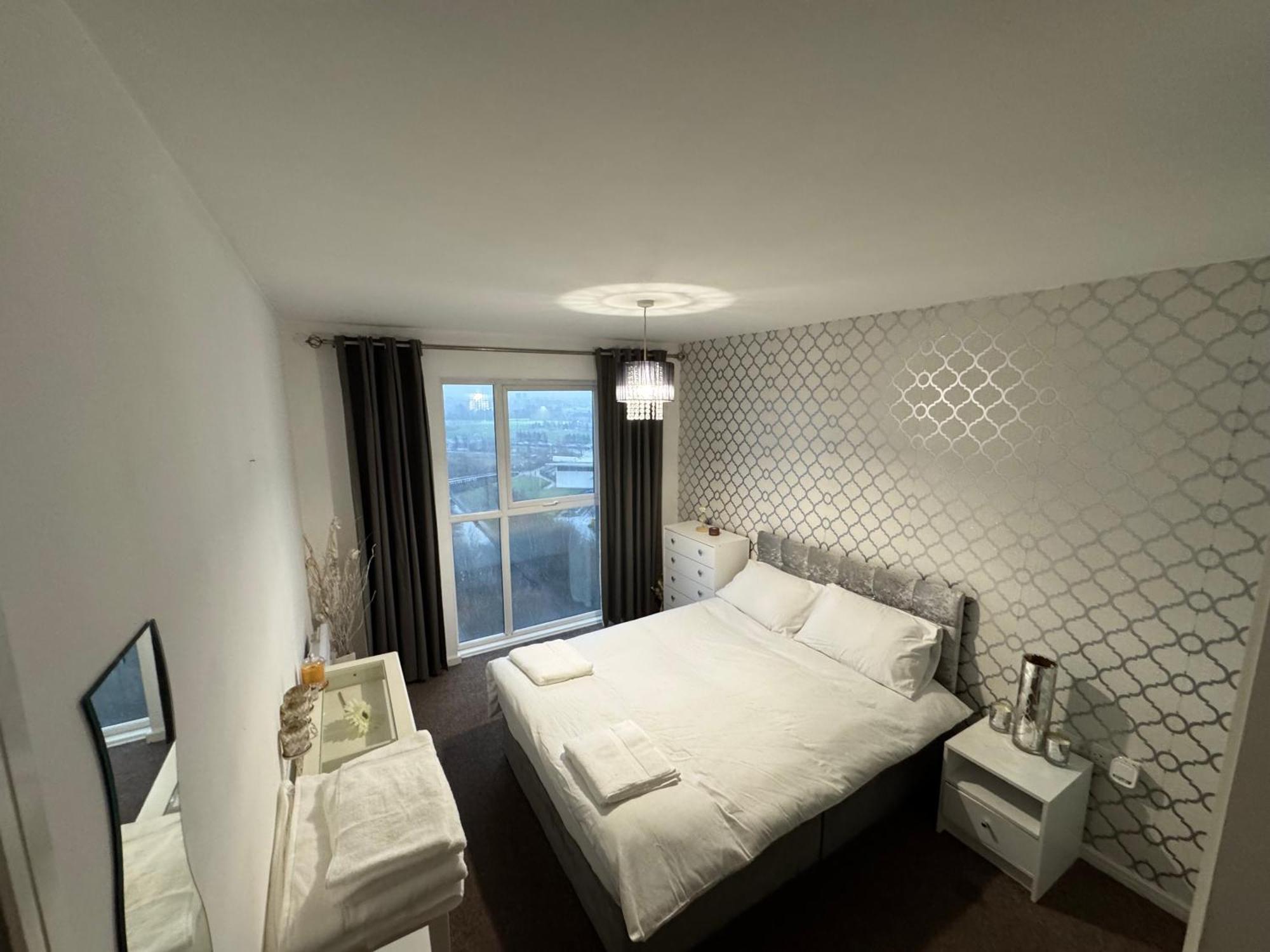 Walking Distance From Etihad And Coop Arena Parking Free Apartment Manchester