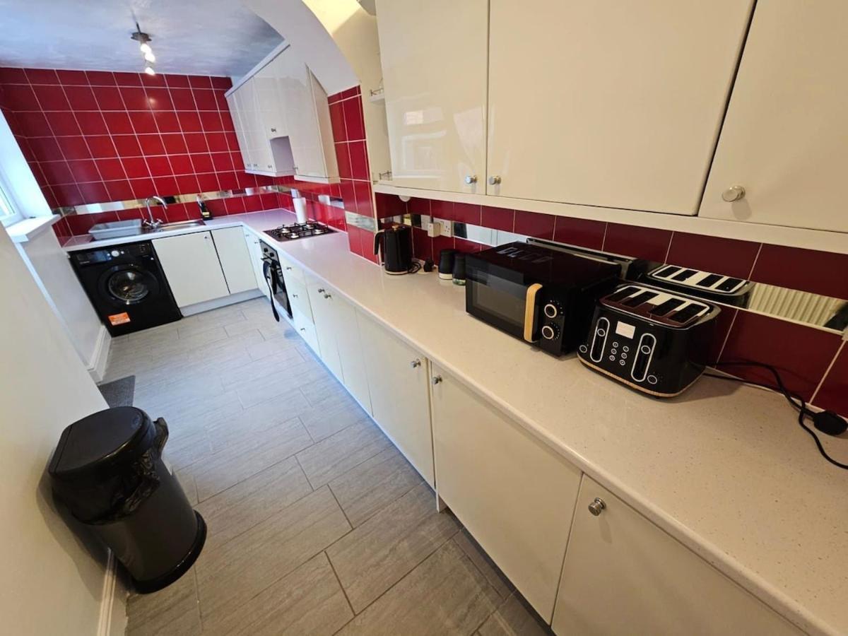 Holiday home Clayton Hall Homes