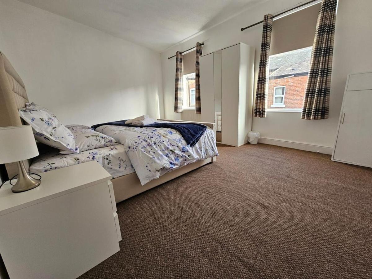 Holiday home Clayton Hall Homes *