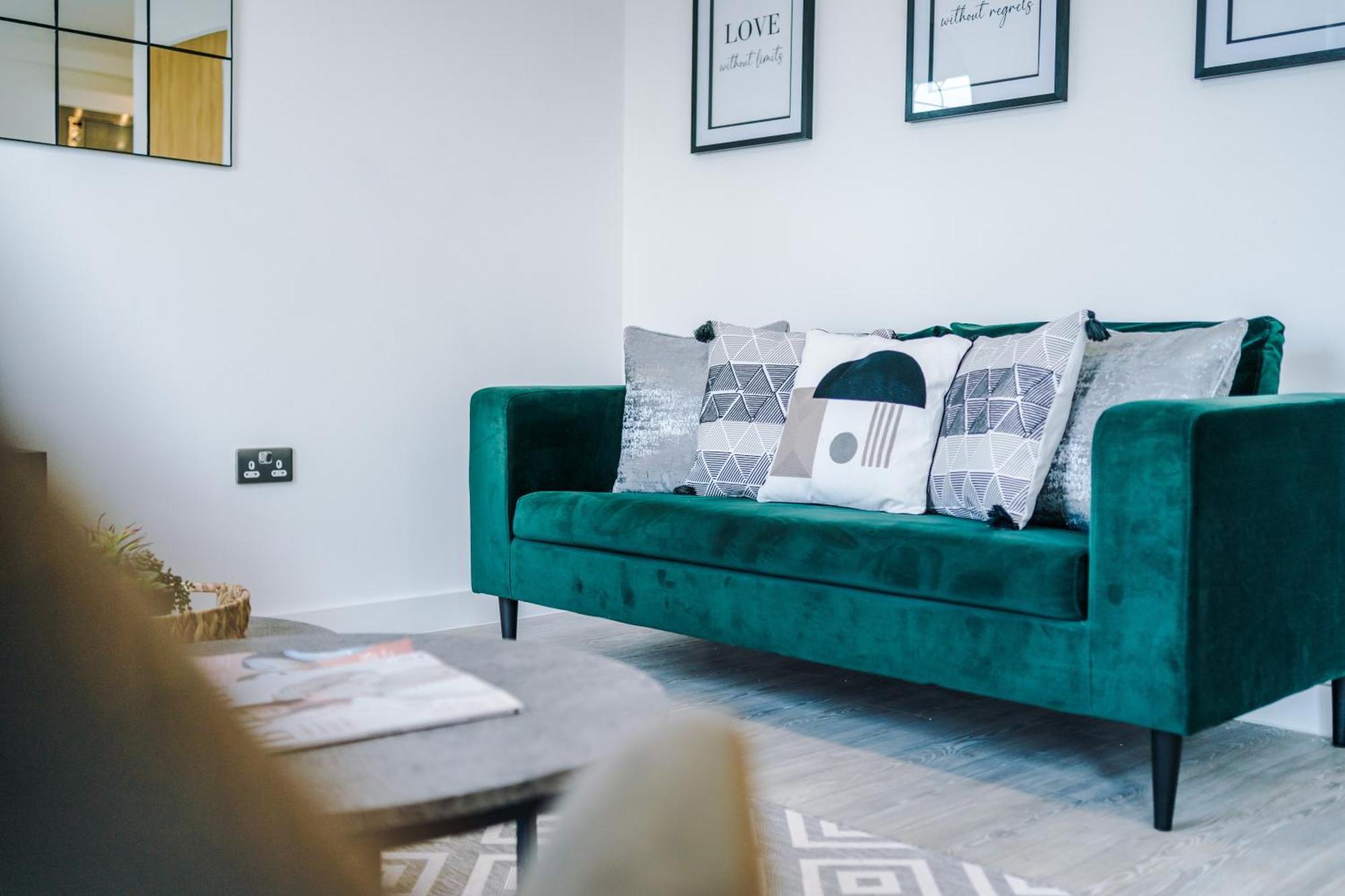 2bed Duplex Near Mediacity & Centre, Easter Deals Now On