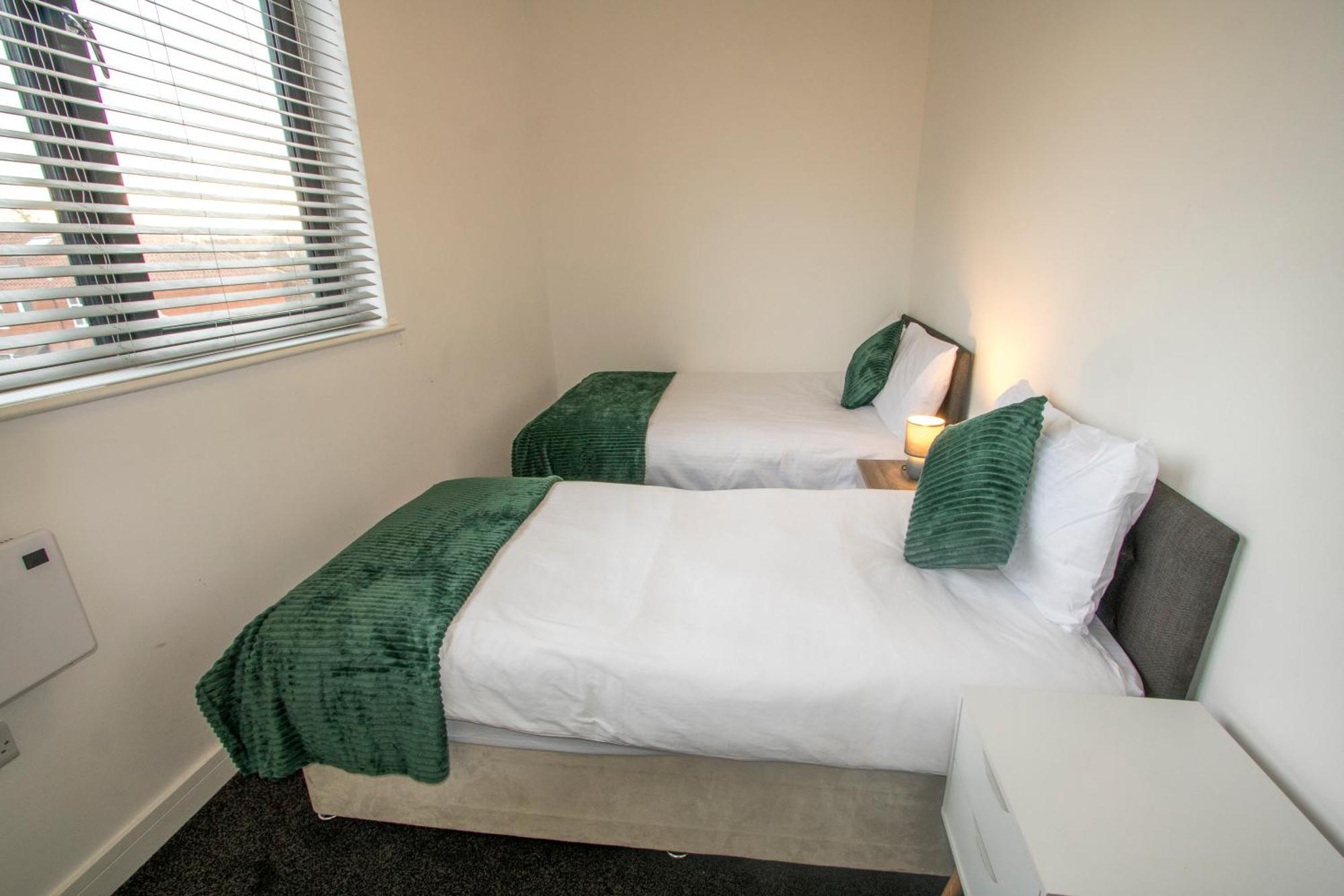 Spacious 2br Flat Stadium Links Manchester