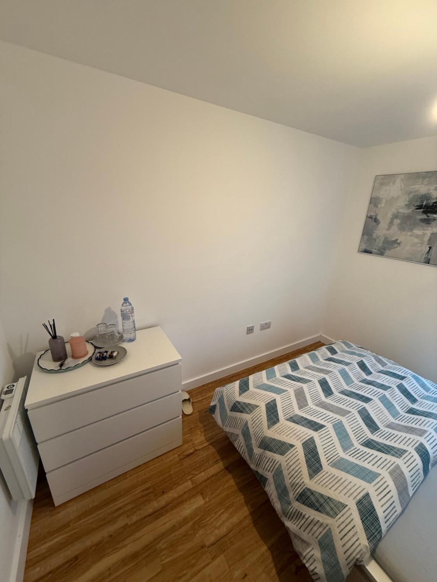The Urban Escape In Media - A Private And Bathroom In A Shared Homestay *