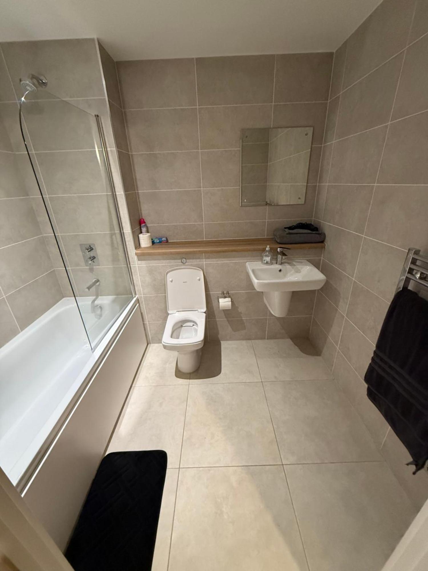 The Urban Escape In Media - A Private And Bathroom In A Shared Manchester