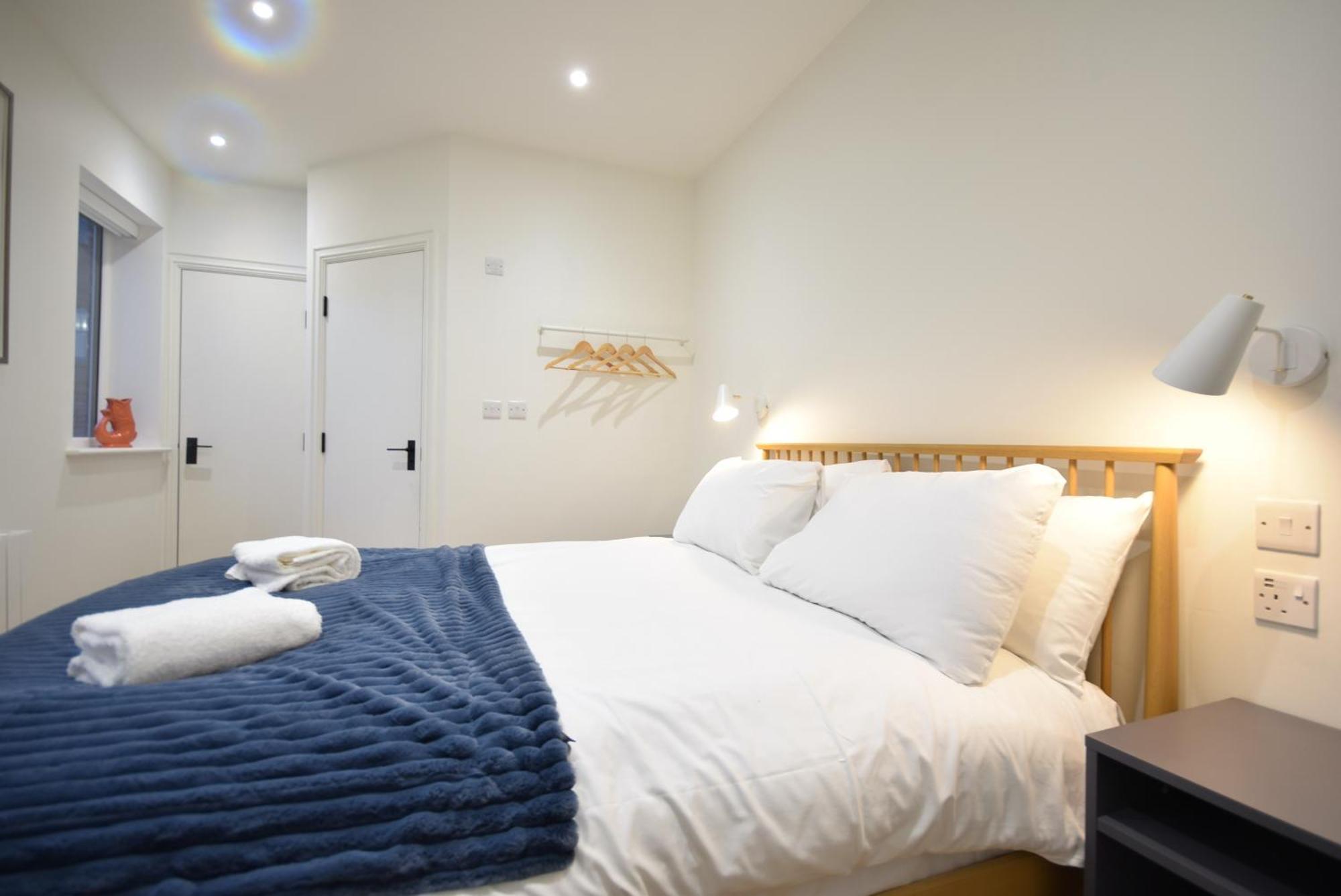 Cityescape - 2br 3 En-suite Sofa Bed Nq Apartment *