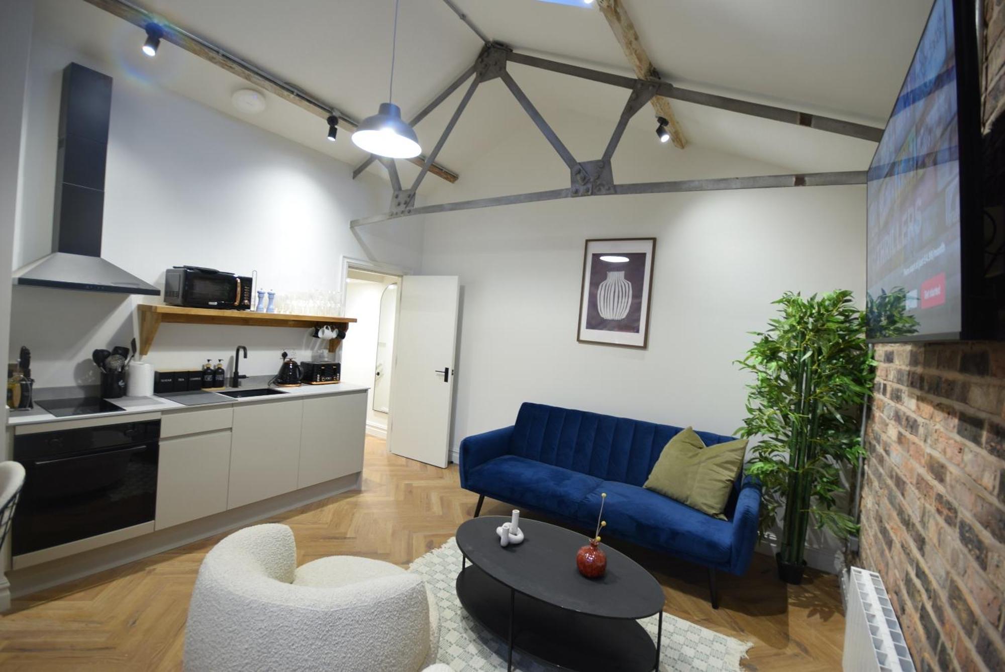 Cityescape - 2br 3 En-suite Sofa Bed Nq Apartment *