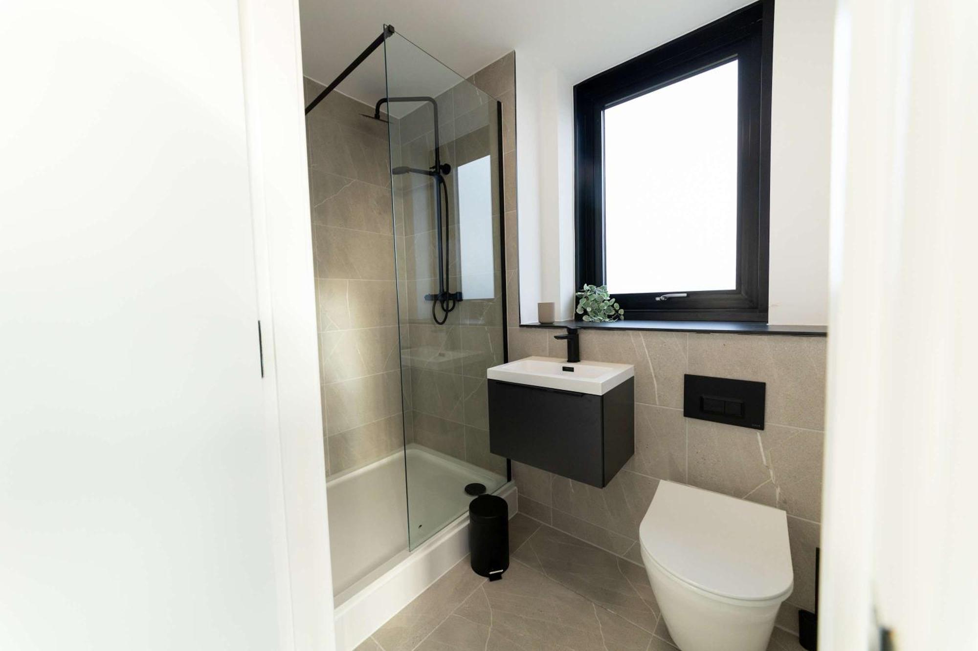Stunning Old Trafford 2 Bed Penthouse W Terrace Manchester