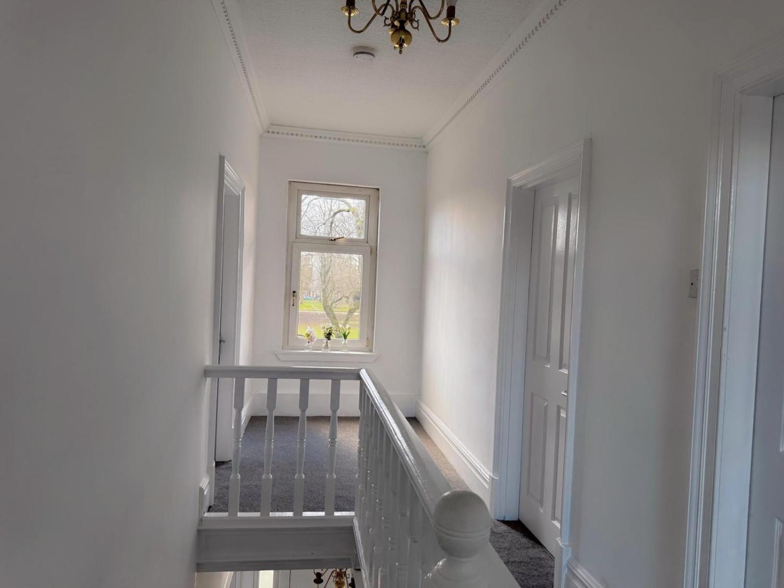Guest house Double-bedroom In The Heart Of Salford Perfect For Short Manchester