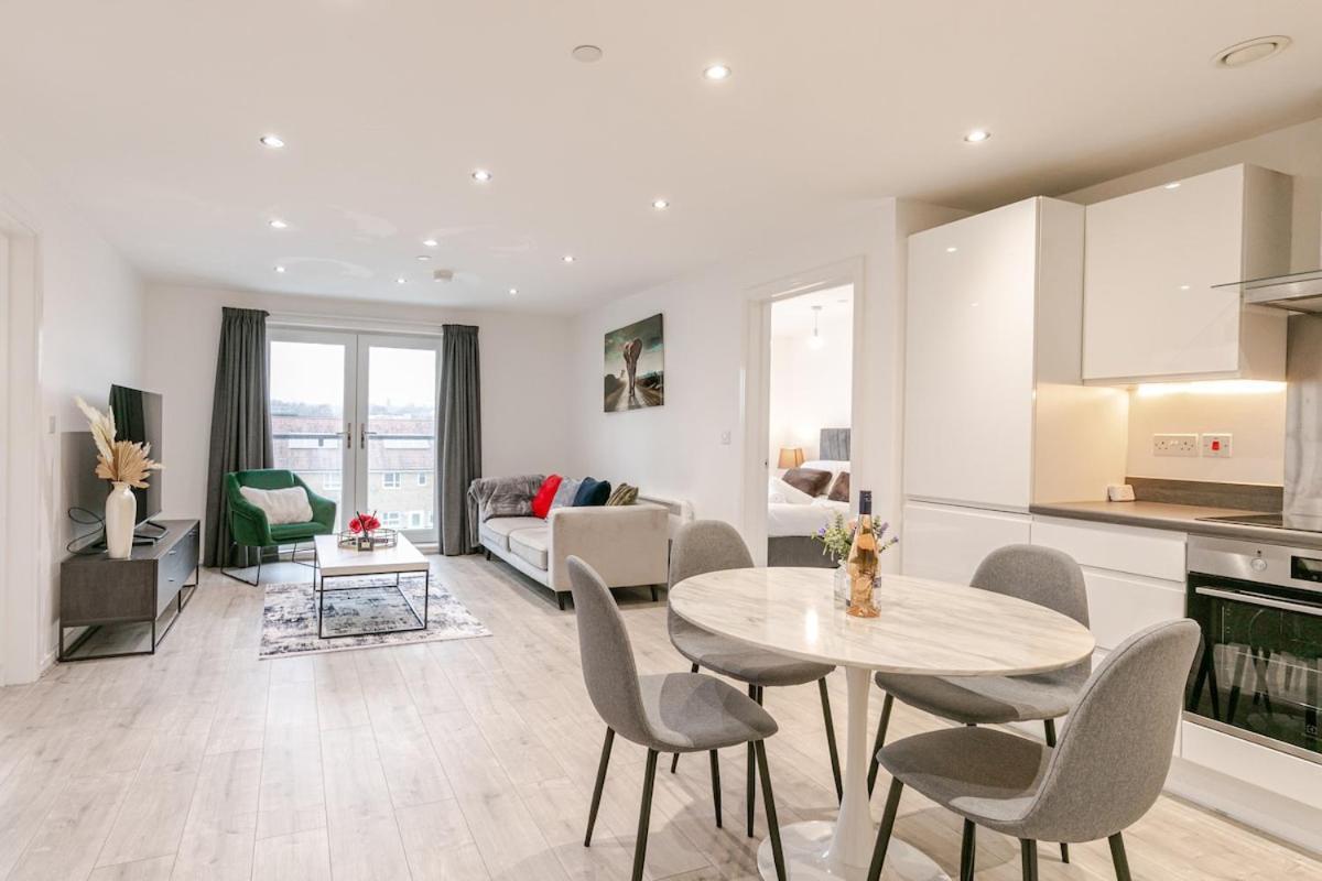 Cjay Luxury Apartment