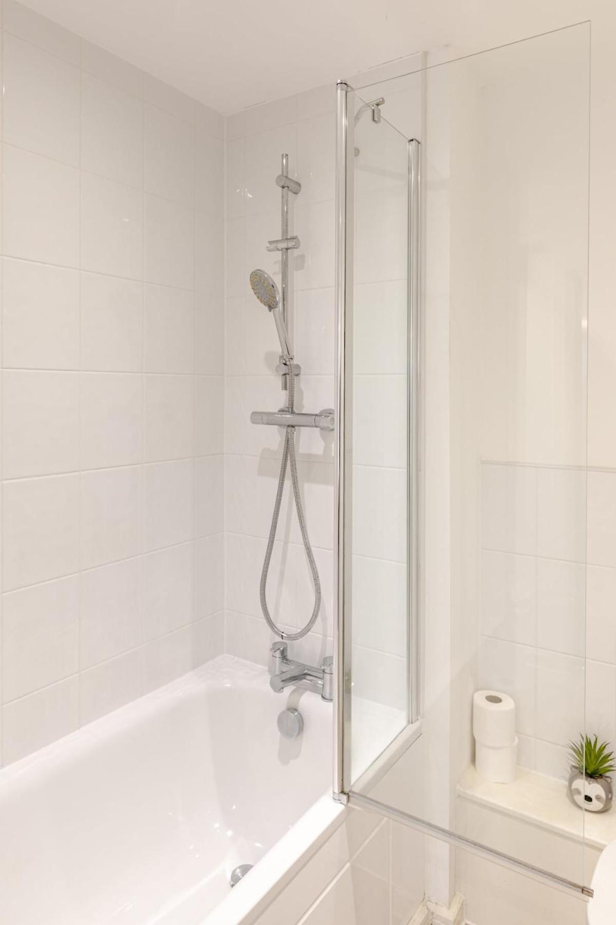 Cjay Luxury Manchester
