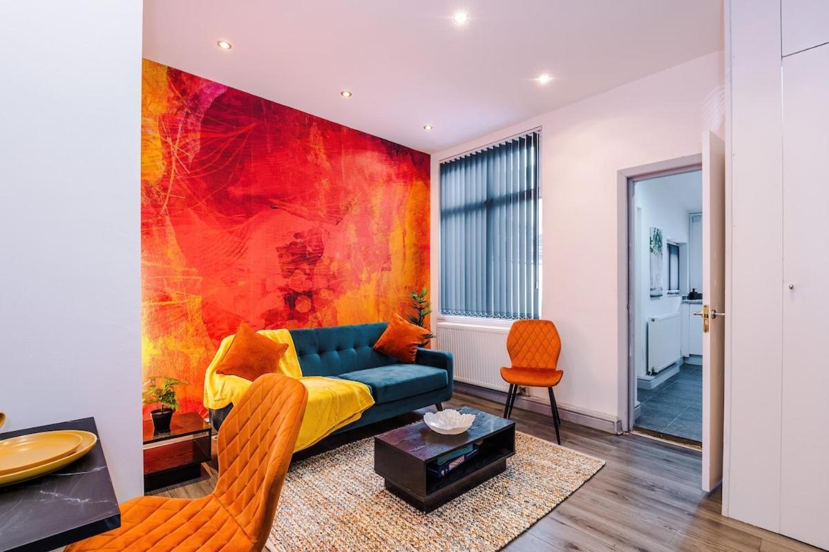 Luxury 3br En-suite, Near *