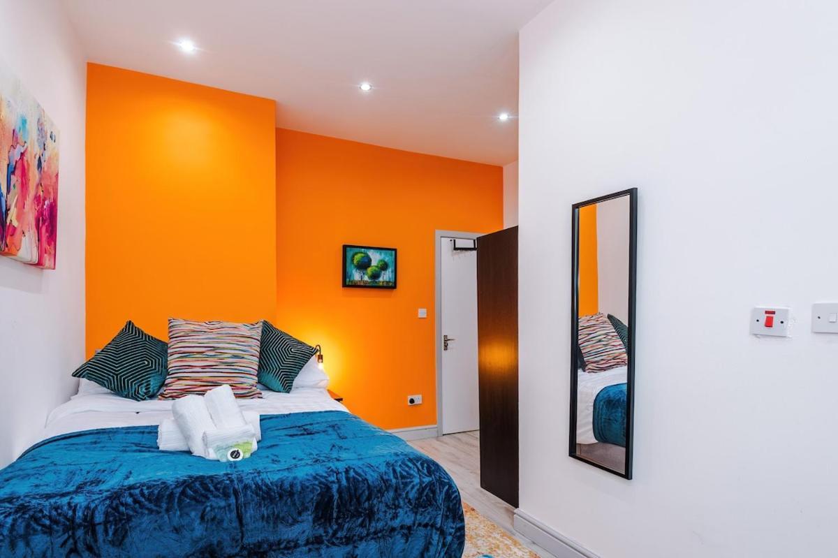 Luxury 3br En-suite, Near Holiday home Manchester