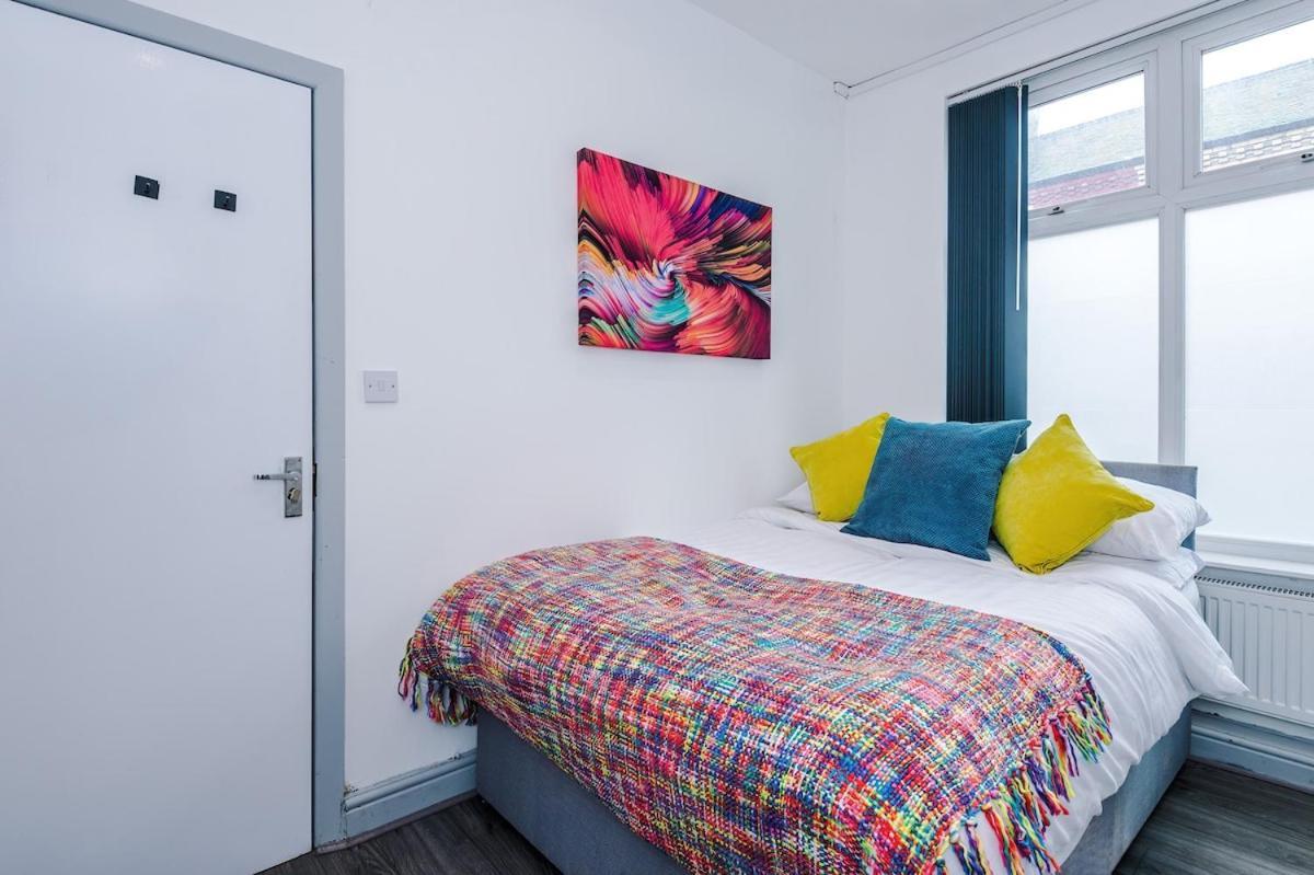 Luxury 3br En-suite, Near *