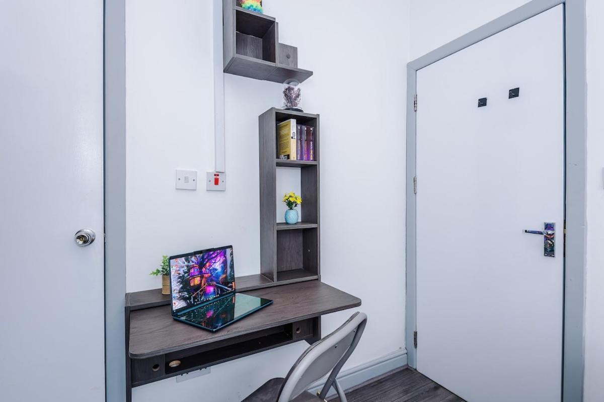 Luxury 3br En-suite, Near