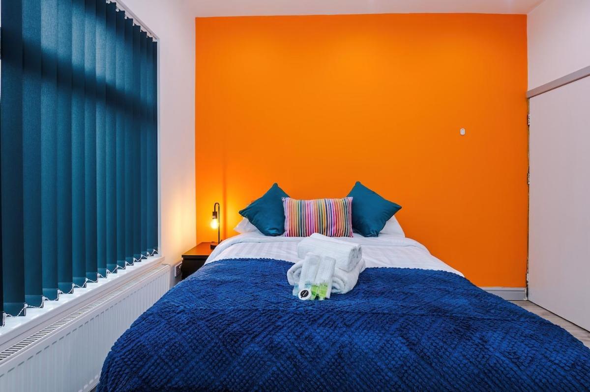 Luxury 3br En-suite, Near Holiday home *