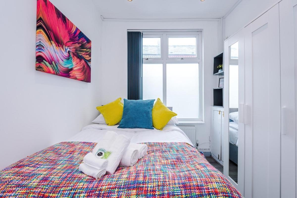 Luxury 3br En-suite, Near *