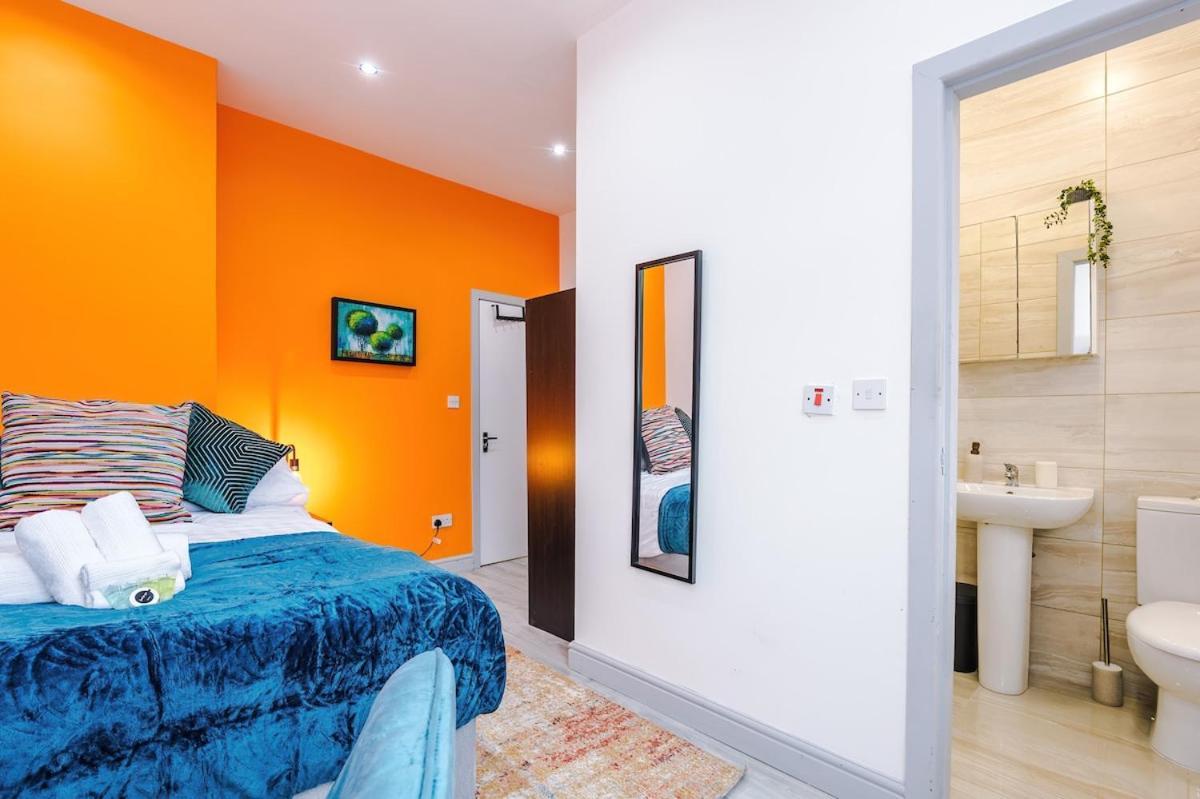 Luxury 3br En-suite, Near Holiday home