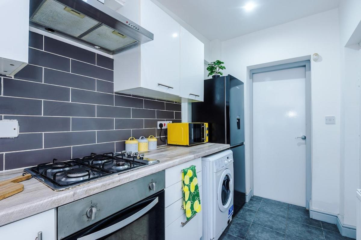 Holiday home Luxury 3br En-suite, Near *