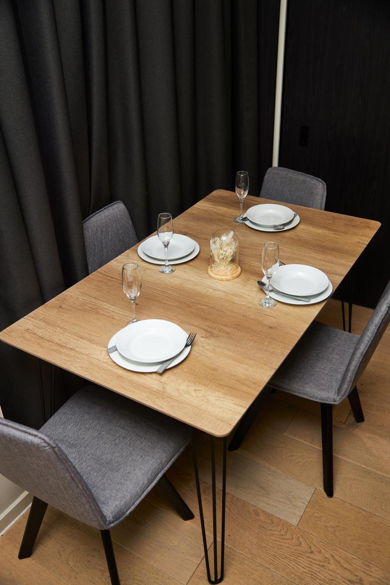 Luxury 2 Bed With Balcony Manchester