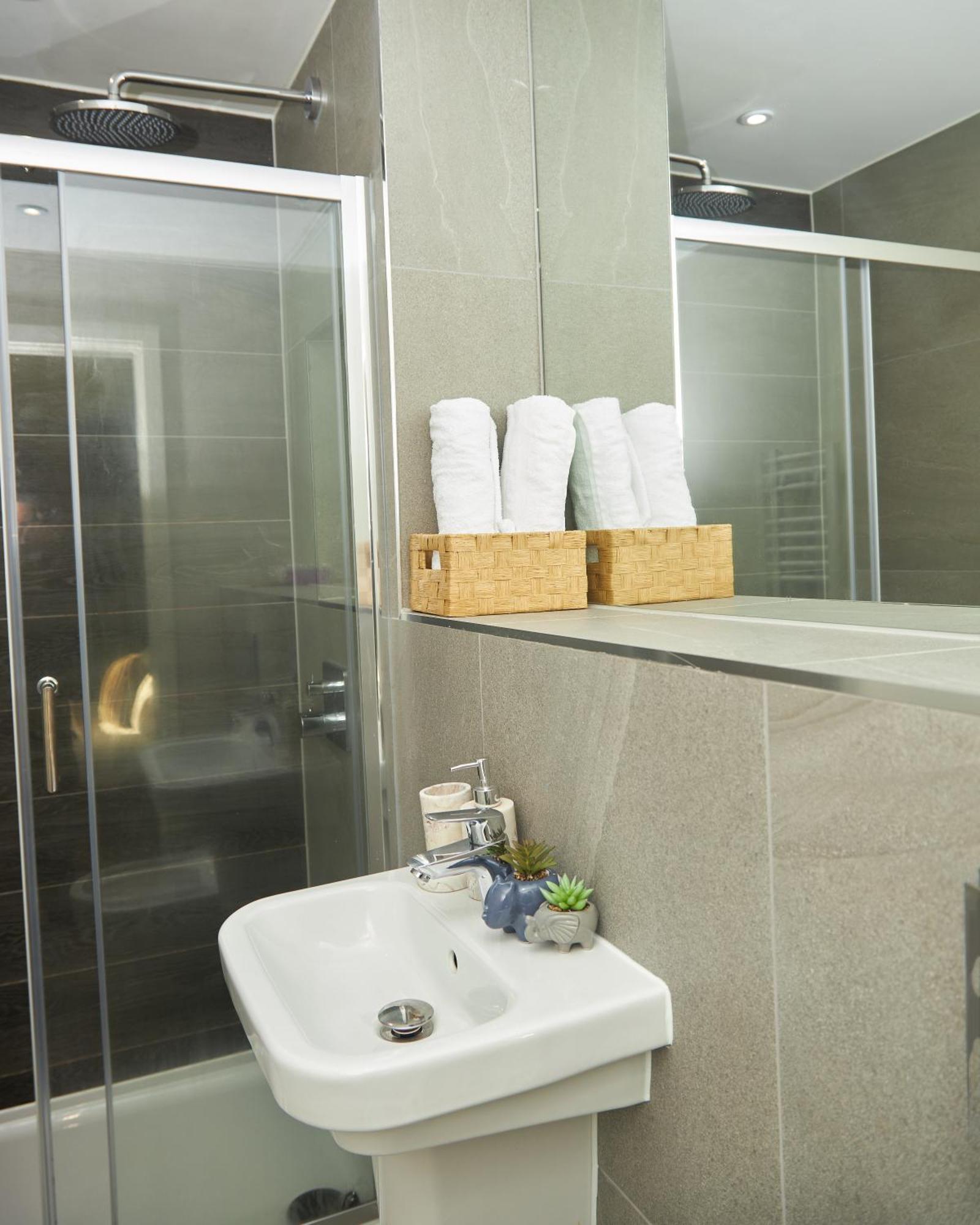 Appartement Luxury 2 Bed With Balcony