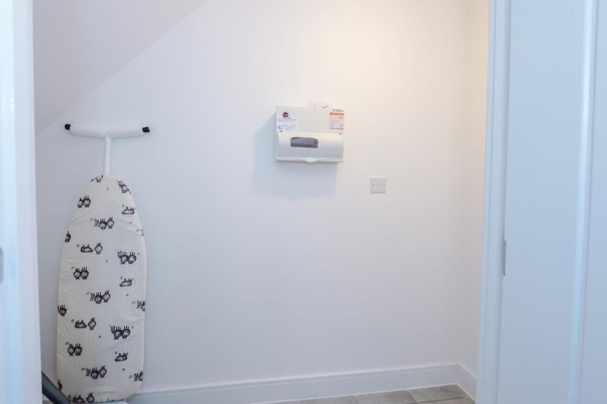 Holiday home Stylish 3-bedroom House - Brand New *