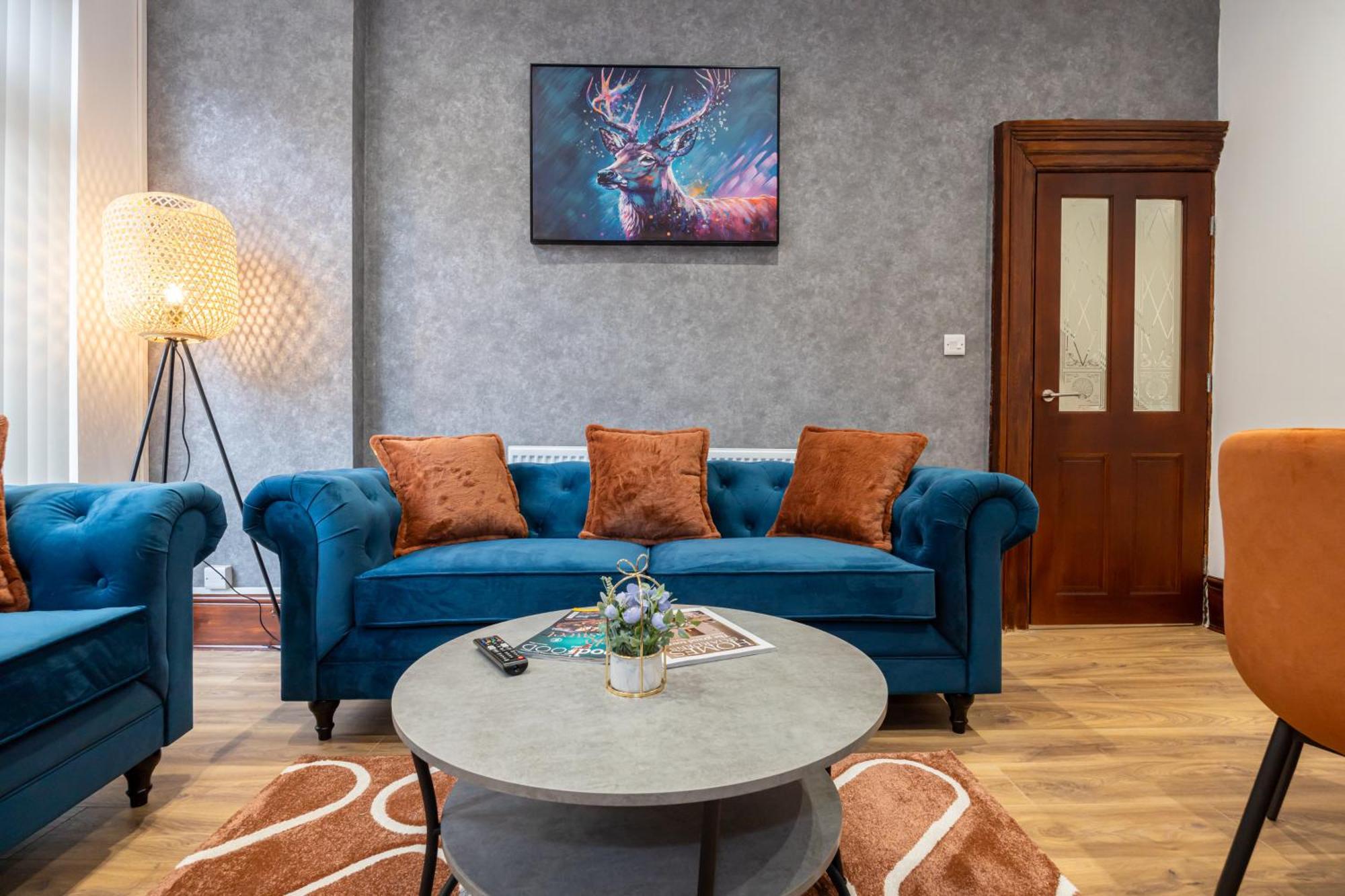 Collegehouse-businessready-freeparking&wifi Holiday home *