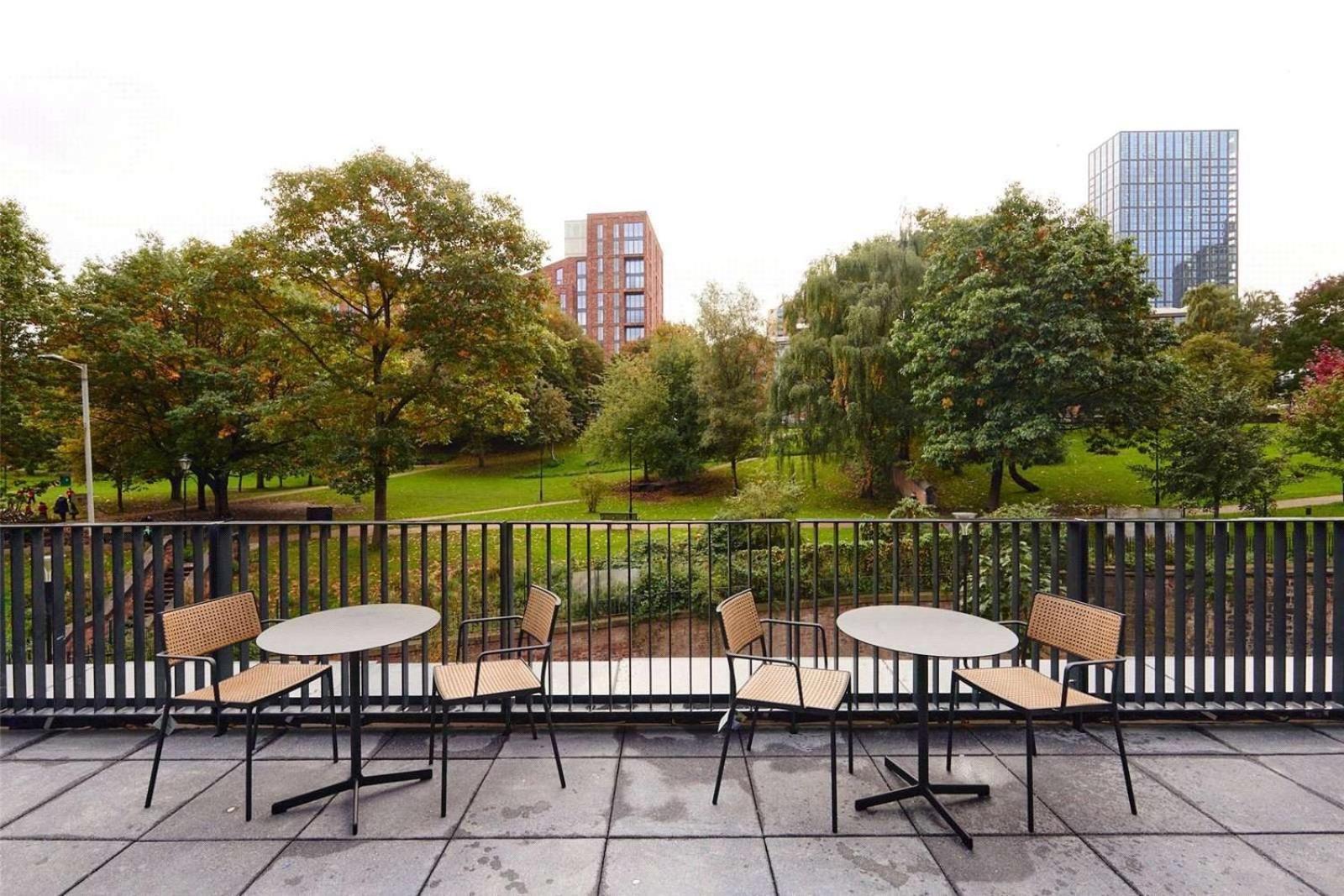 Central Apartment-Free Parking With Terrace-Gym