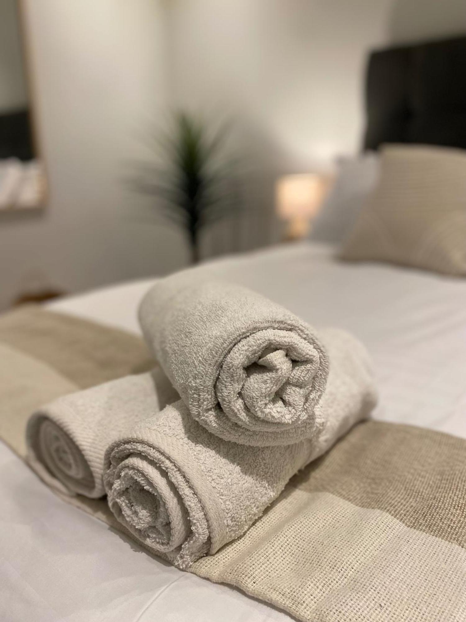 Central Apartment-Free Parking With Terrace-Gym Manchester