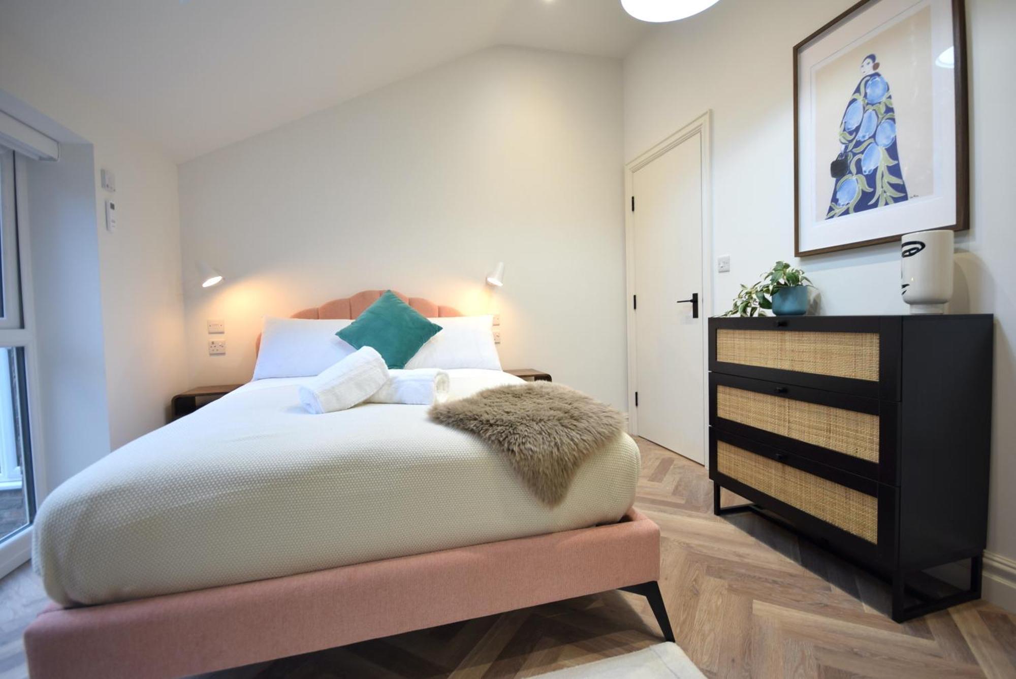 Cityescape - 2br 2 Bath Holiday home