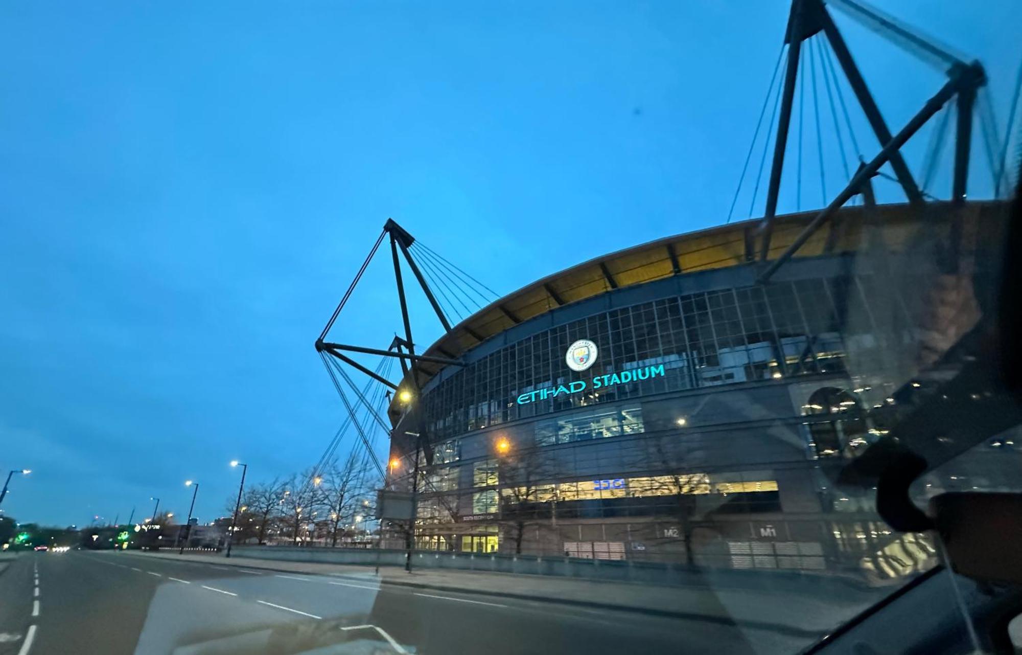Vakantiehuis 6 Guests- 3 Bedroom House Mcr Ao & Etihad Parking & Wi Fi