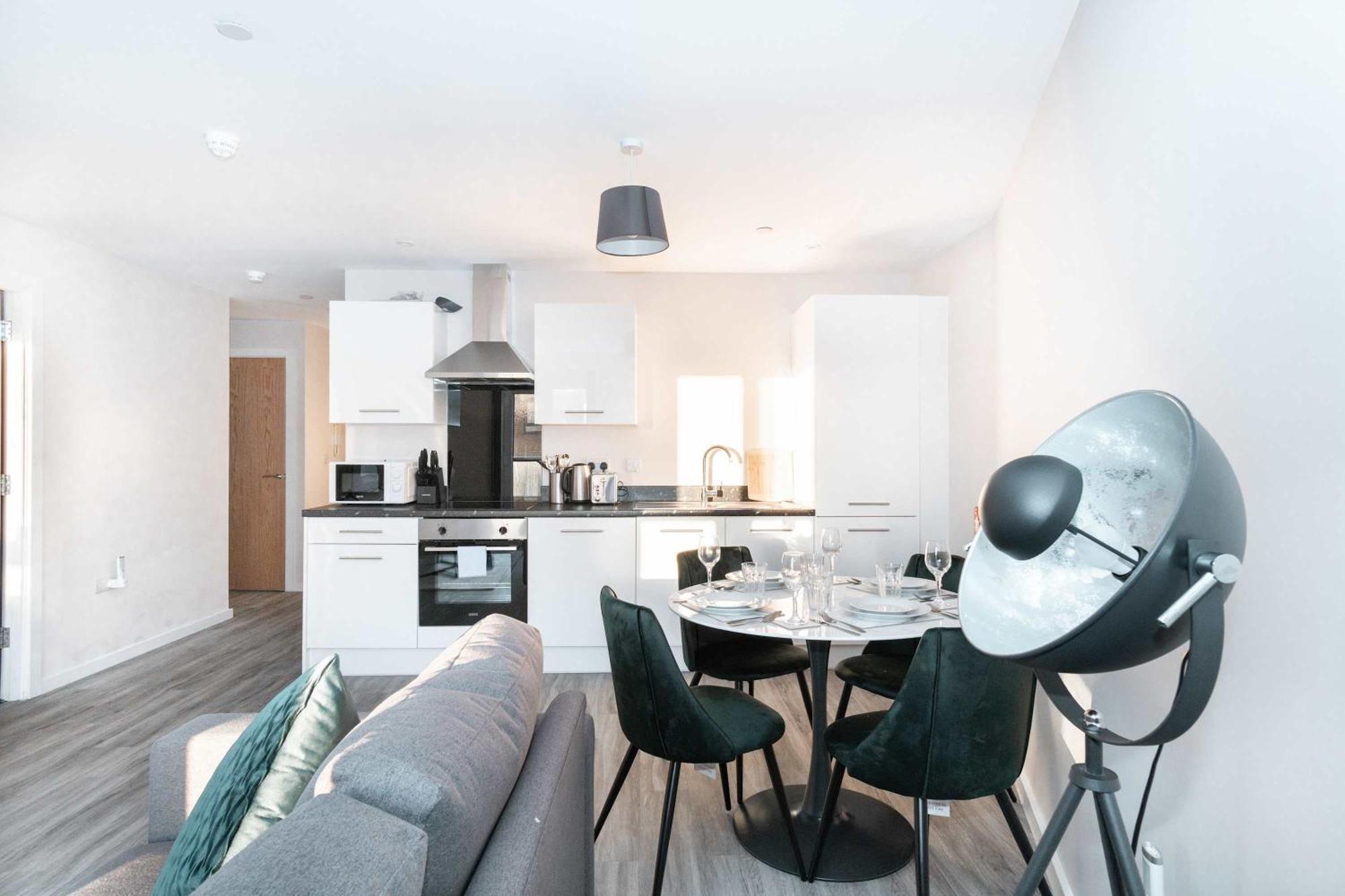 Fabulous 2 Bedroom *