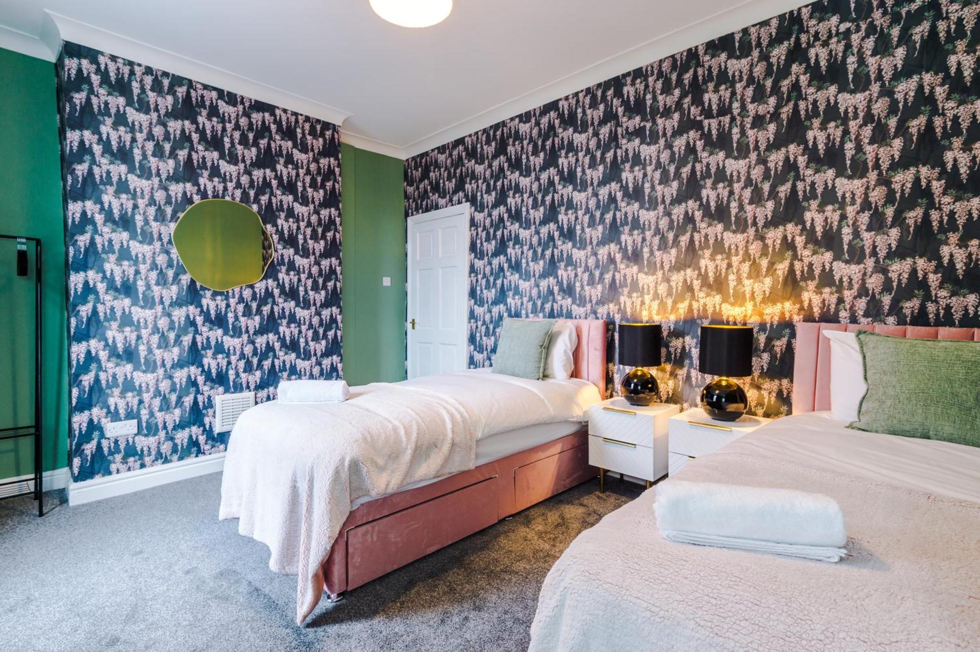 Vakantiehuis Newly Renovated 5 Bedroom Home-manchester *
