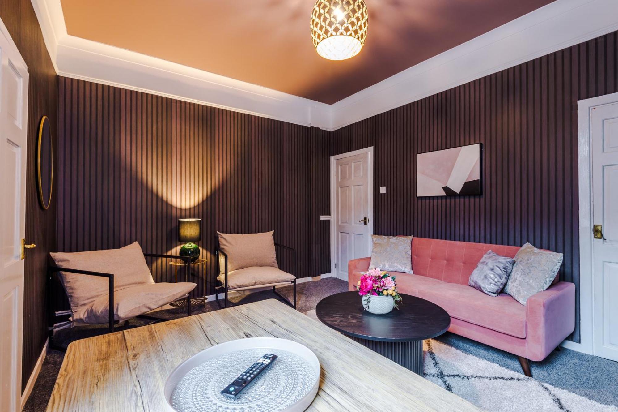 Vakantiehuis Newly Renovated 5 Bedroom Home-manchester Manchester