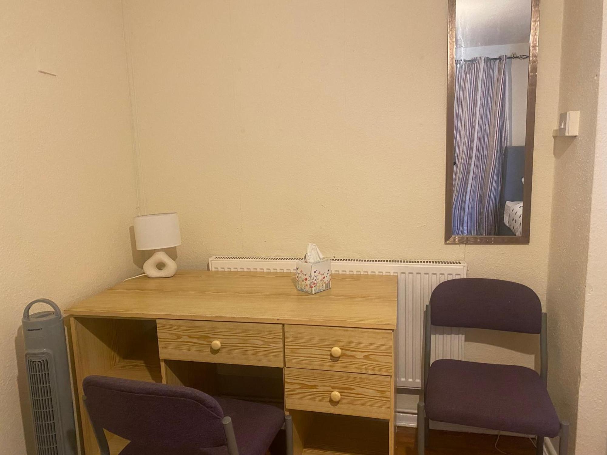Guest house Png - Abernant Shared Facilities Manchester