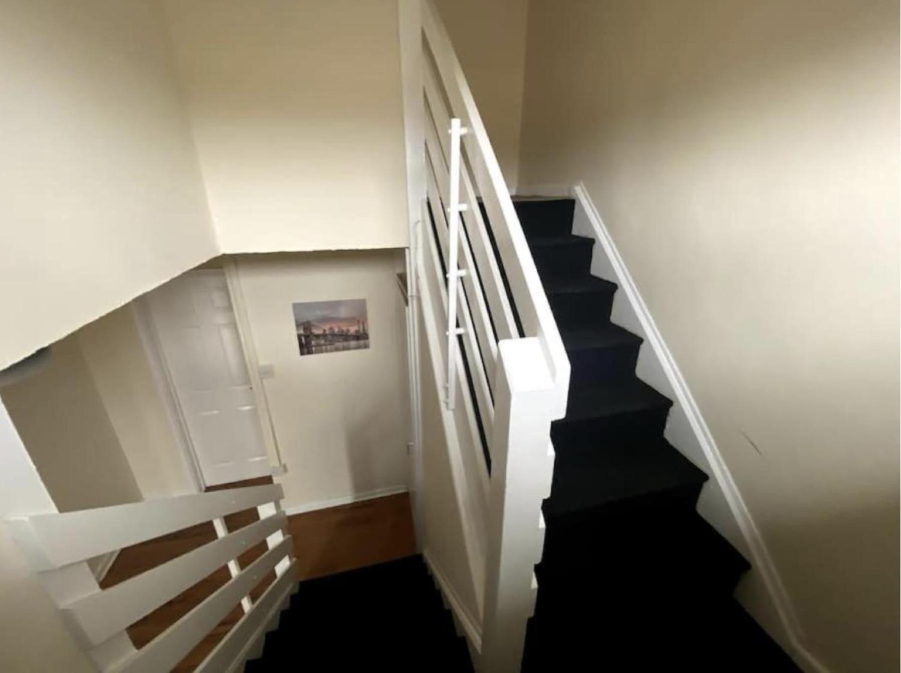 Guest house Png - Abernant Shared Facilities *