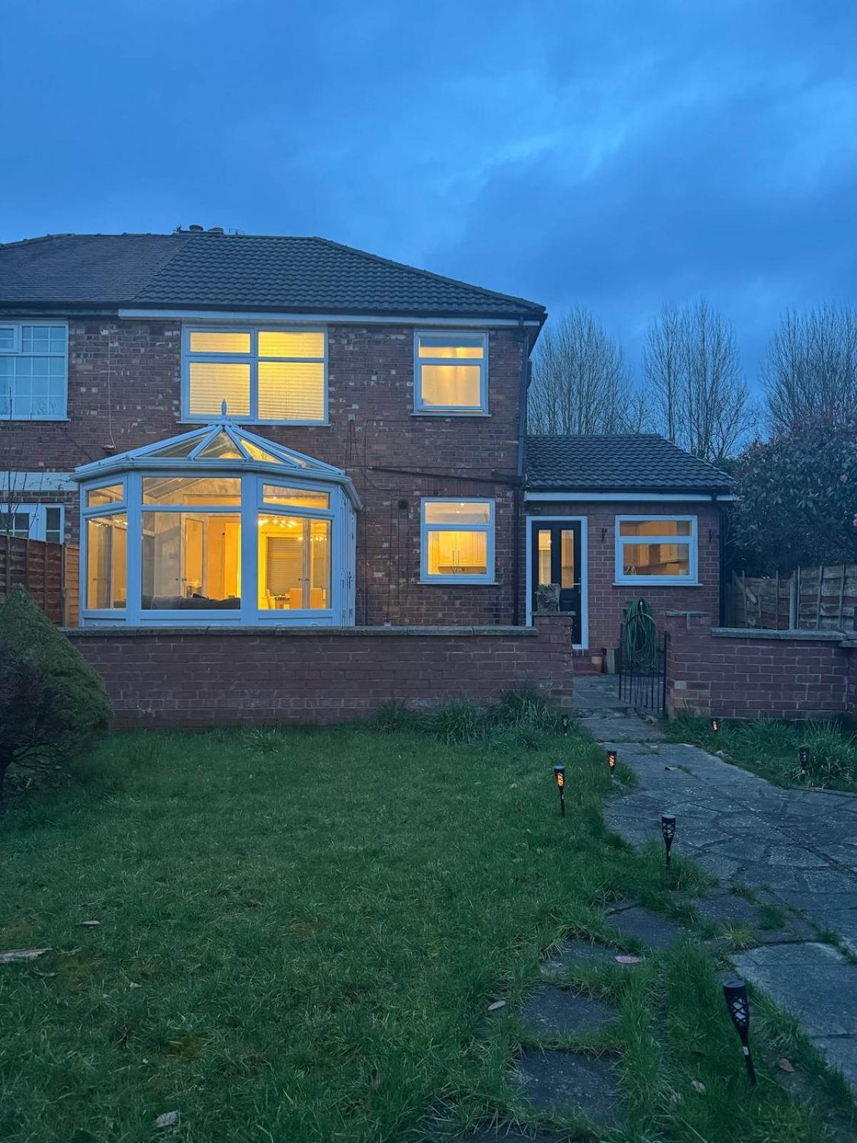 Charming Salford House Holiday home