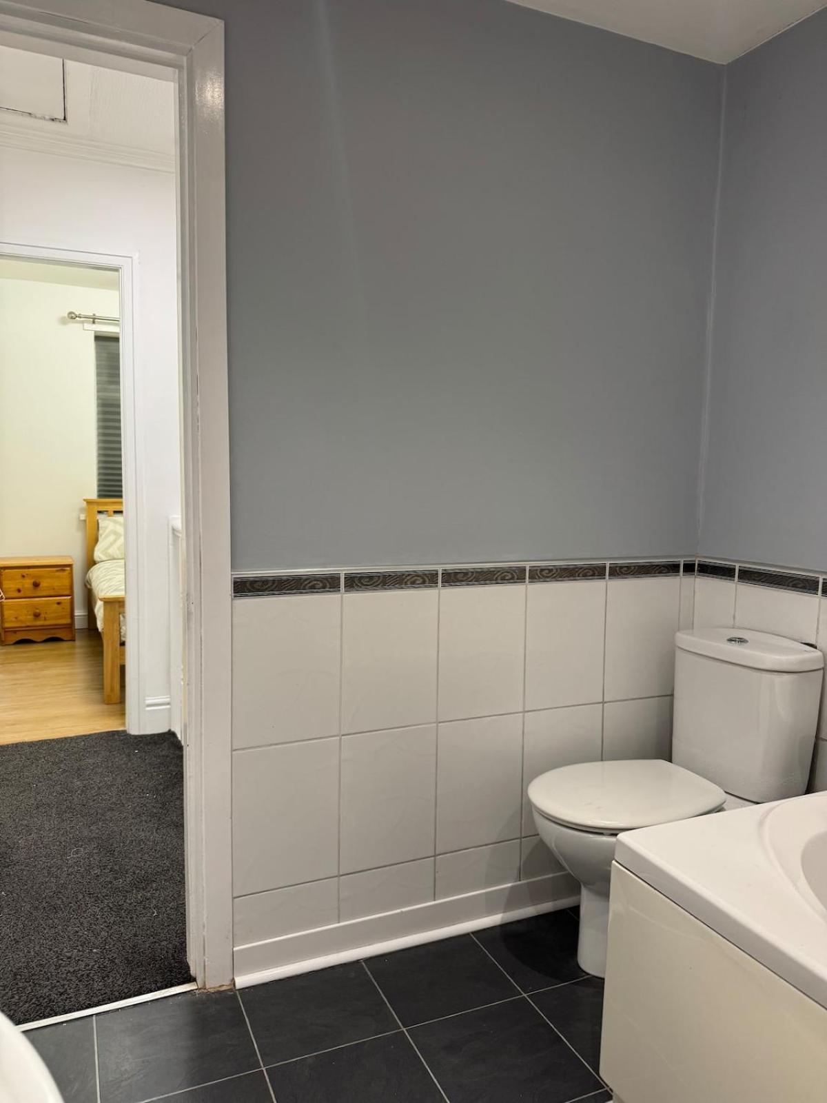 Charming Salford House Holiday home *