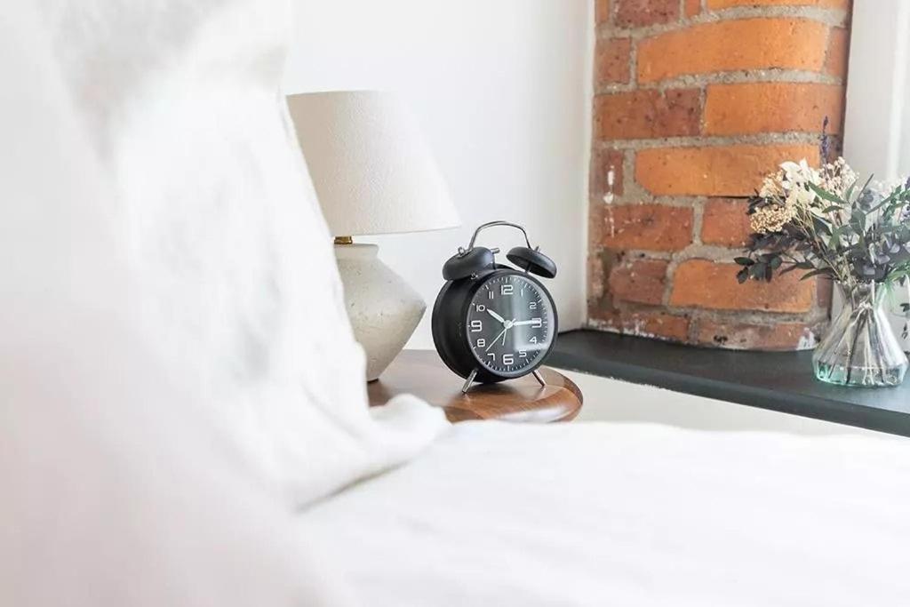 2 Bed 2 Bath, Excusive And Central, Concierge Service Apartment Manchester