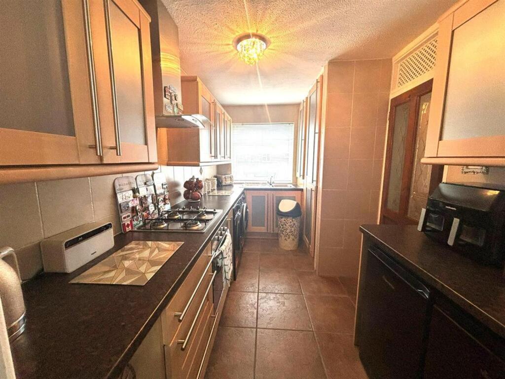 Boutique 3bd Opposite Etihad & Coop - Free Parking - Pool Table * Manchester