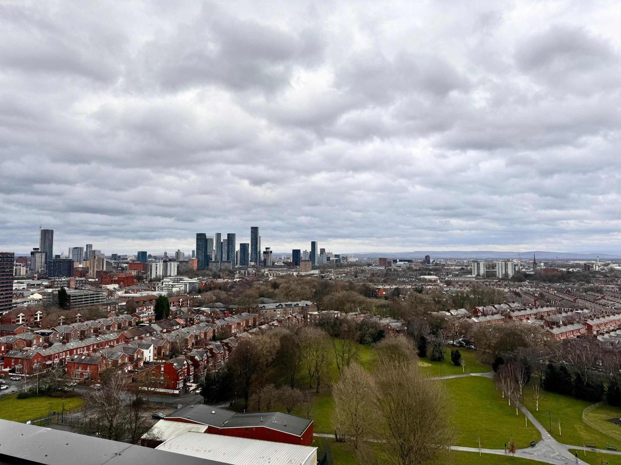 Apartment Stunning Old Trafford 2 Bed Penthouse W Terrace