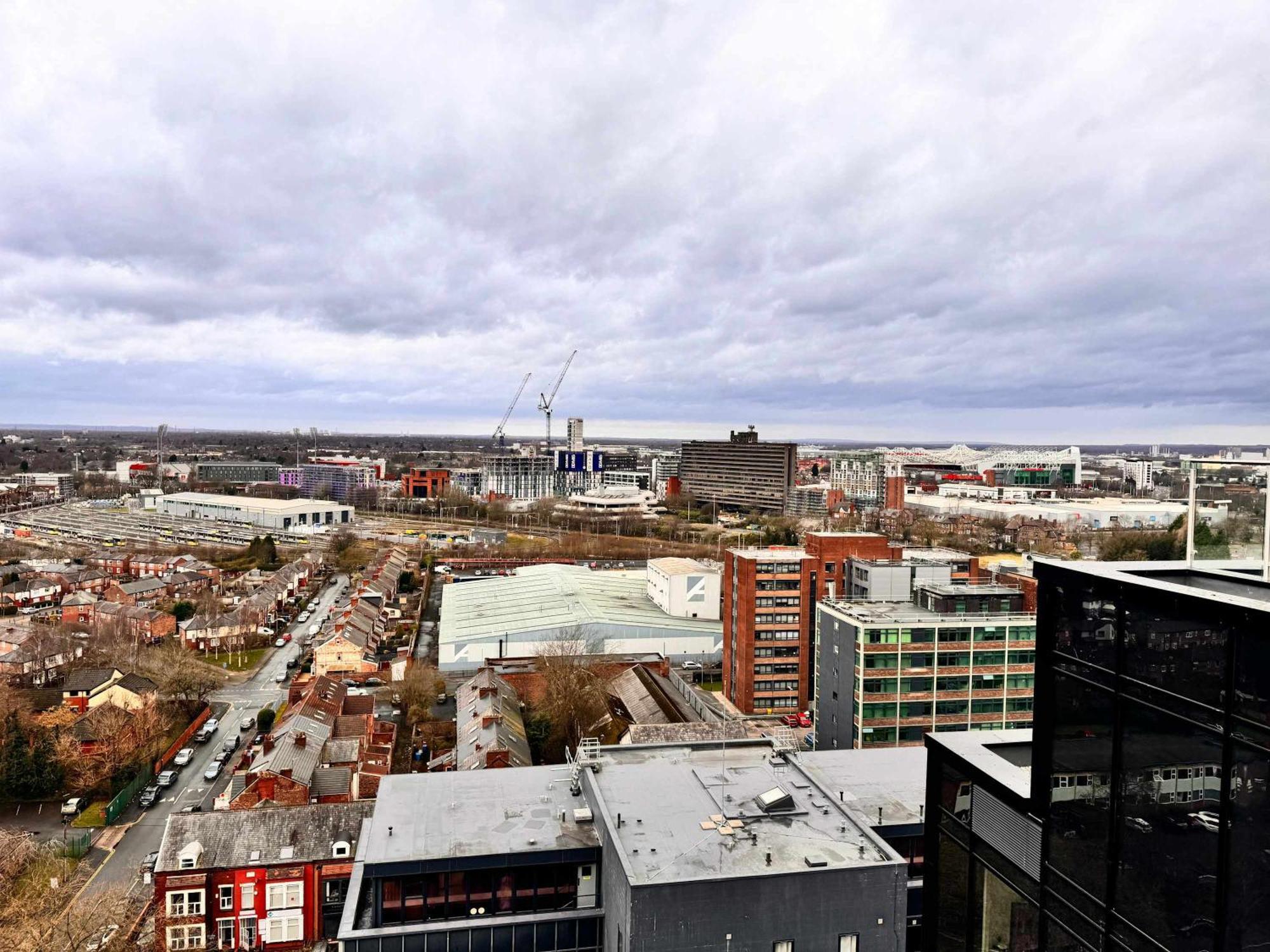Stunning Old Trafford 2 Bed Penthouse W Terrace Apartment Manchester